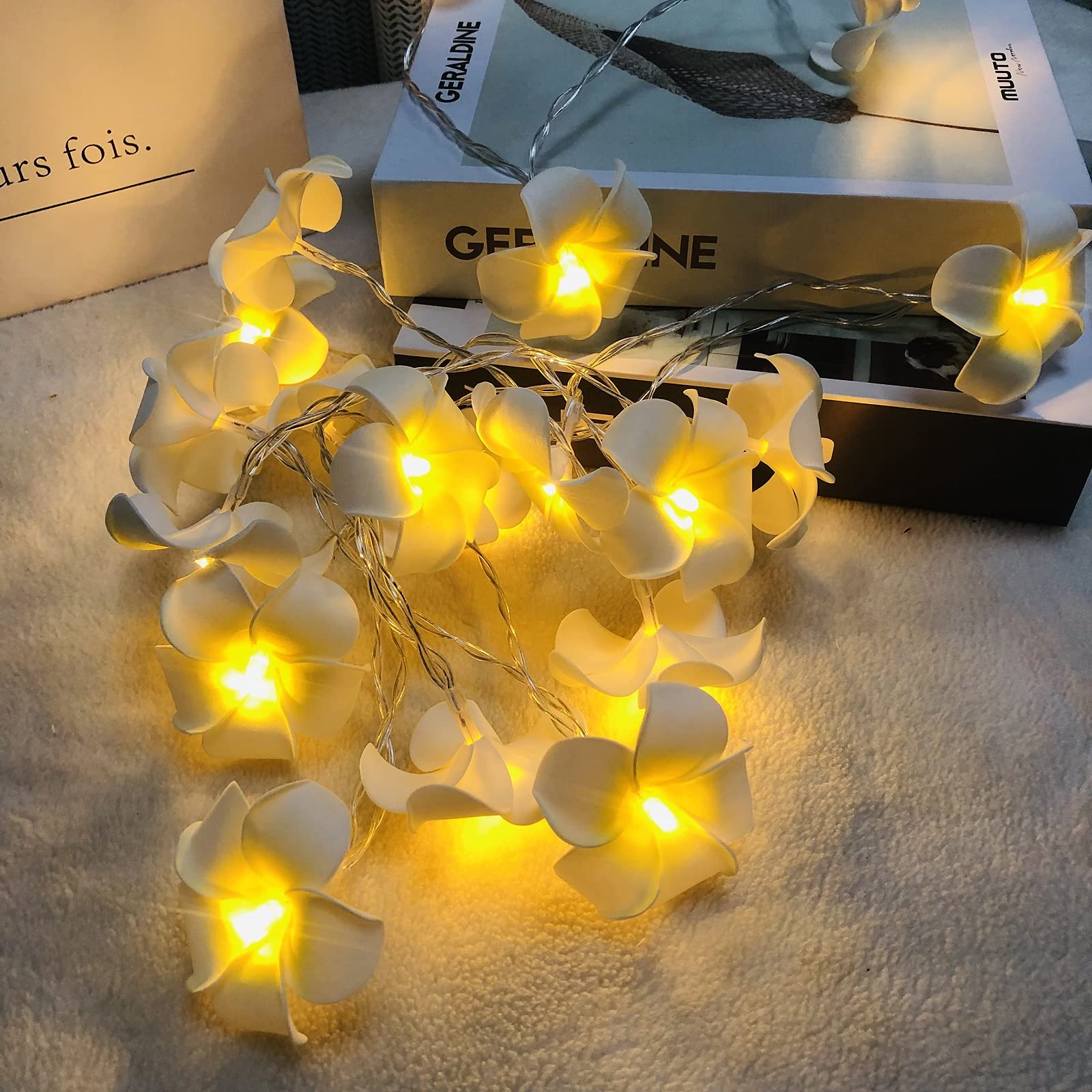 Battery Powered Artificial Plumeria String Lights - 20LED White Frangipani Flower Garland for Wedding, Beach Party, Garden & Patio Decor - Waterproof Fairy Lights for Outdoor & Indoor Use