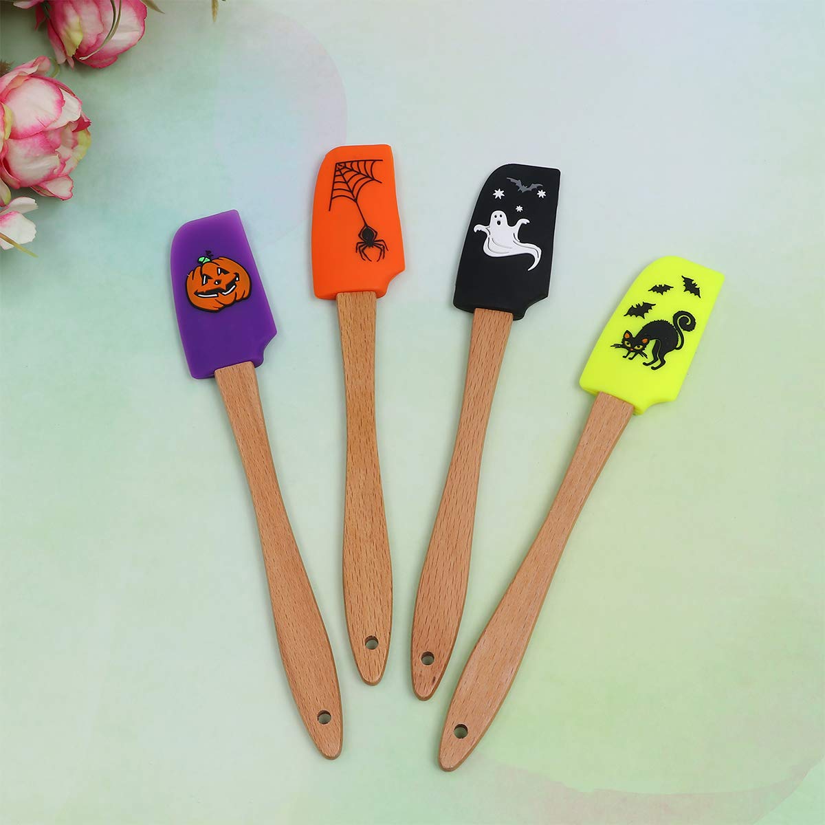 4-Piece Halloween Silicone Spatula Set - Scraper, Icing Spatula, Turner & Mini Spatula for Baking, Cooking & Cake Decorating - Non-Stick, Heat-Resistant & Child-Safe Kitchen Utensils - Perfect for Halloween Treats, Pumpkin Carving & Spooky Baking Fun