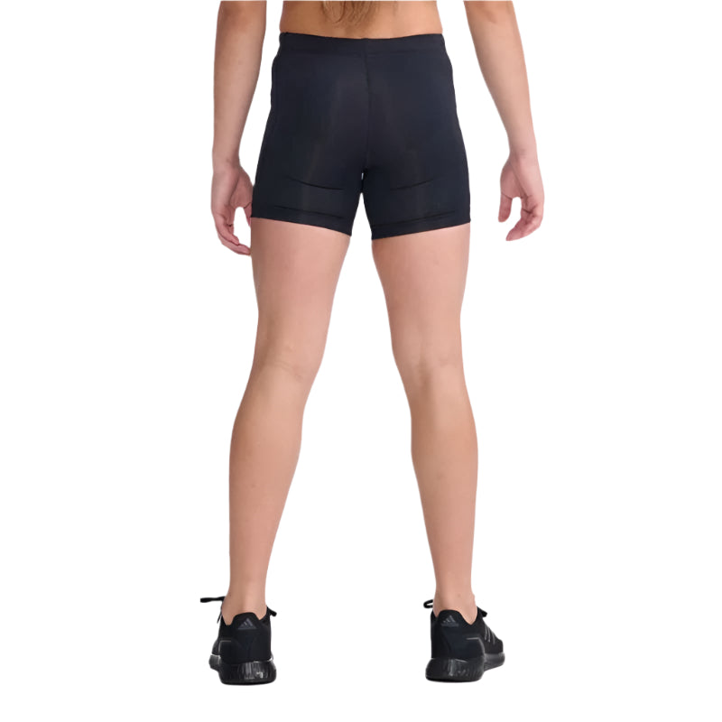 2XU Girls Compression 1/2 Shorts - High-Performance Running & Training Shorts for Active Girls - Perfect for Gym, Track & Sports Activities
