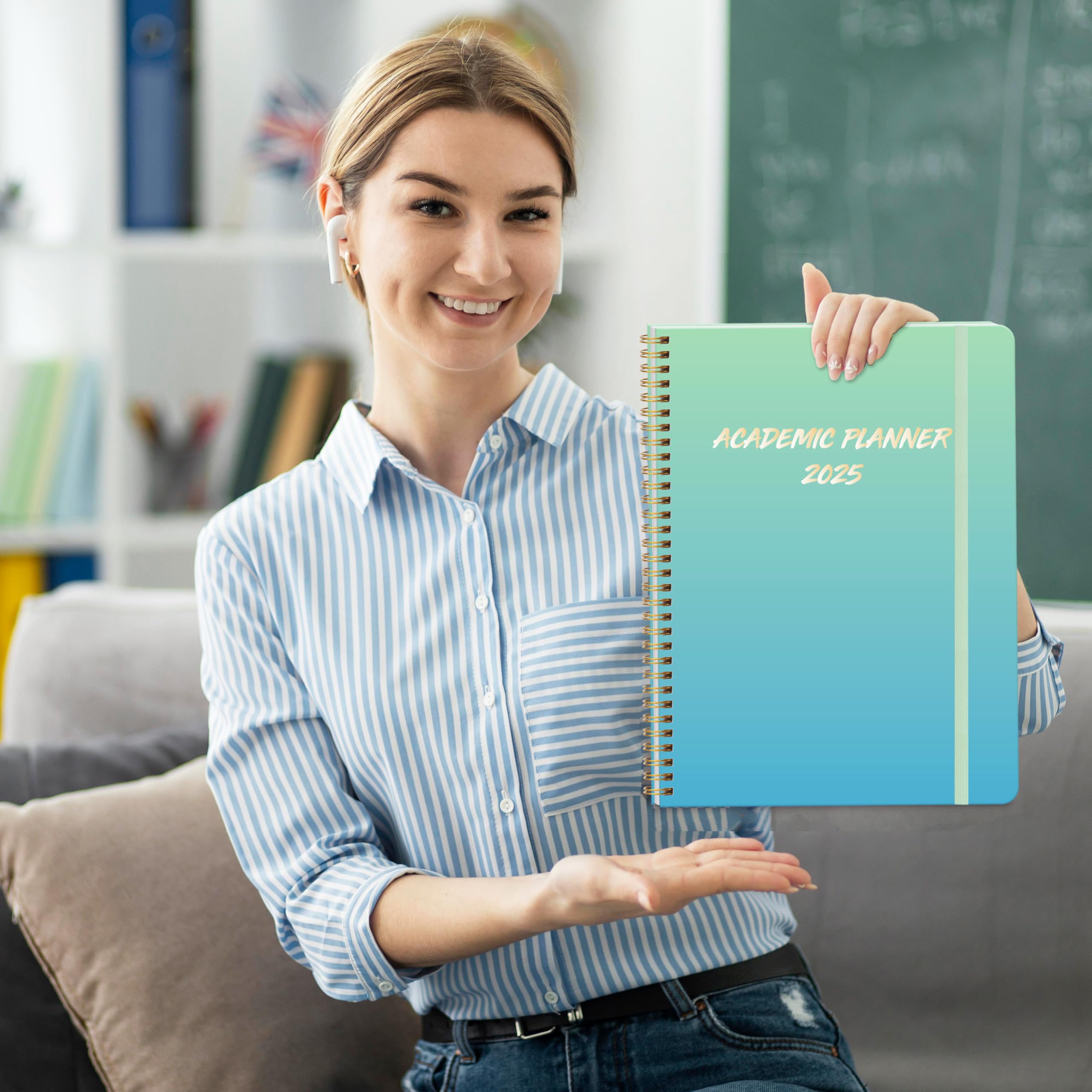 2025 Planner Calendar - 12-Month Daily, Weekly & Monthly Academic Planner (Jan 2025-Dec 2025) | 8.5