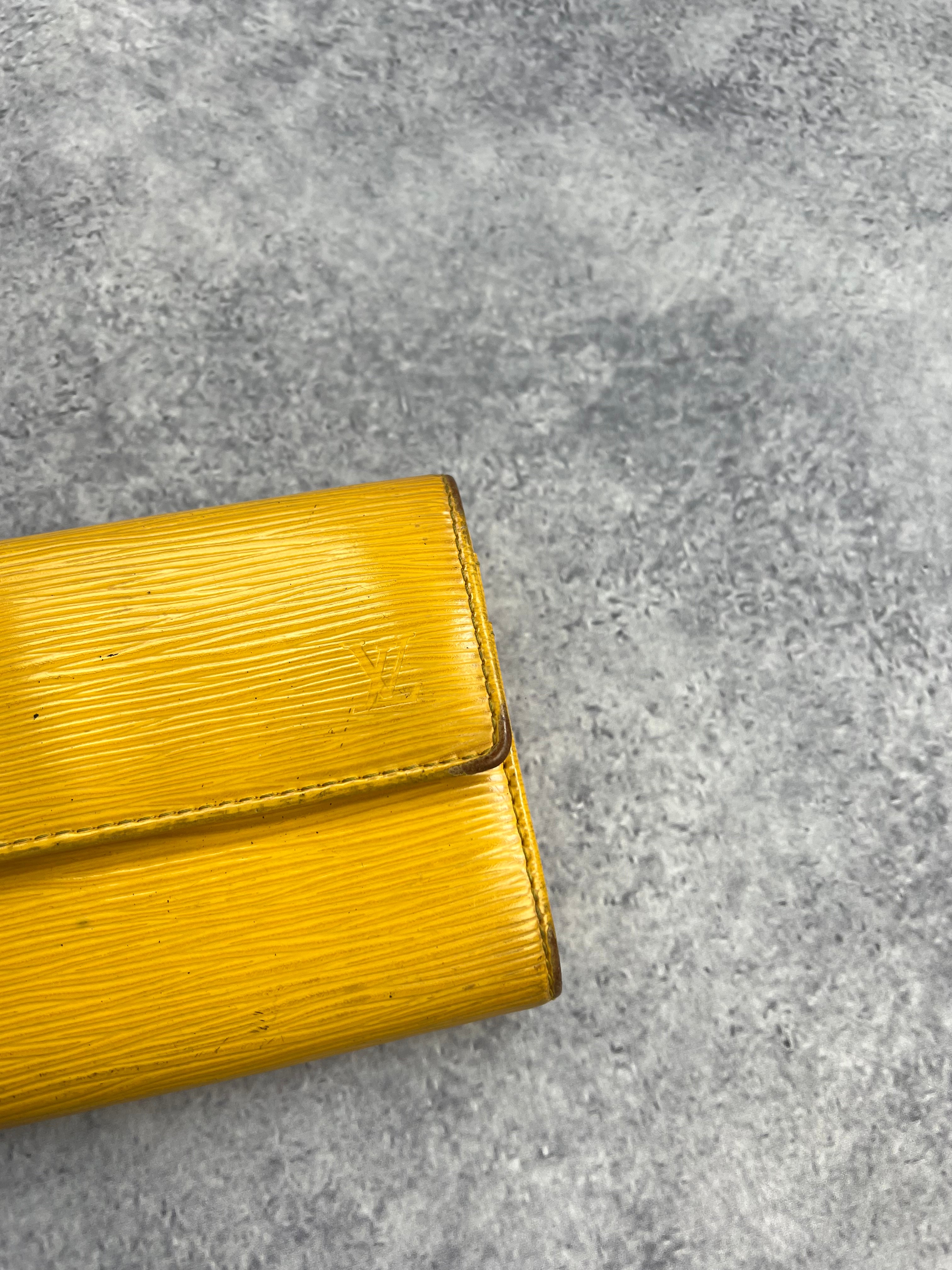 Authentic Vintage Louis Vuitton Epi Leather Handbag in Yellow - Perfect for Everyday Use, Work & Special Occasions
