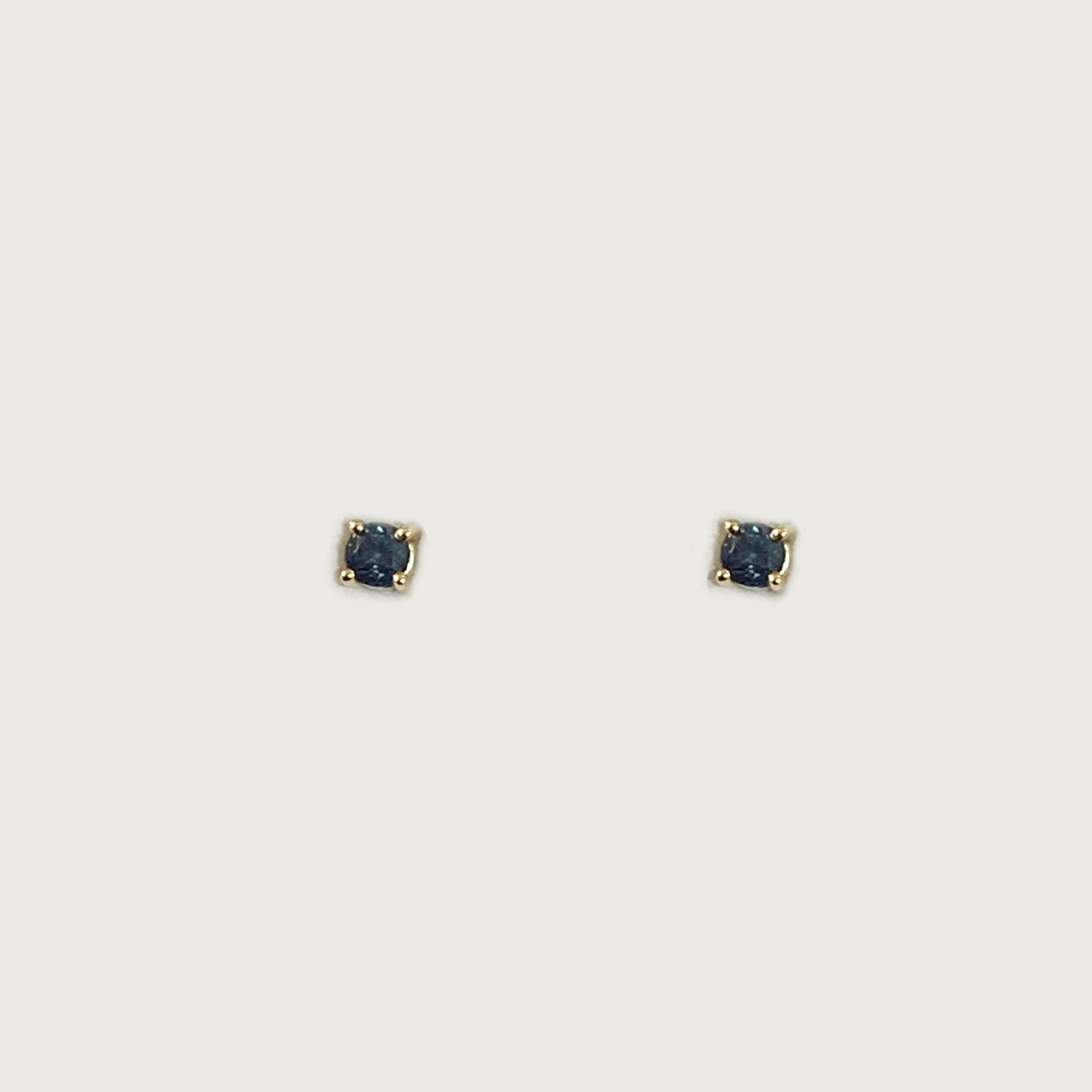 14K Yellow Gold Alexandrite Stud Earrings for Women - Genuine Natural Alexandrite Gemstone Jewelry - Perfect for Birthdays, Anniversaries & Special Occasions
