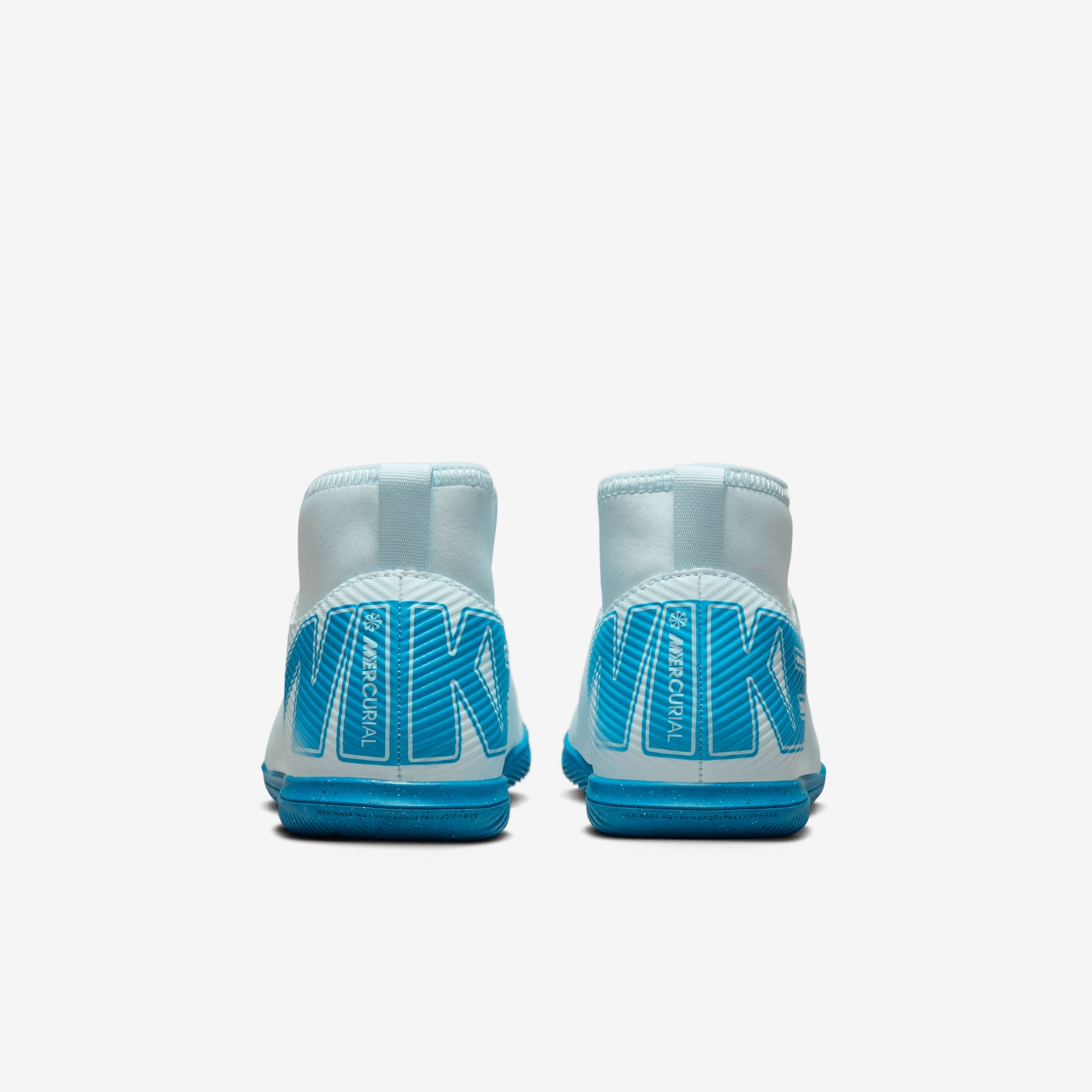 Nike Jr. Mercurial Superfly 10 Club Soccer Cleats - Lightweight Football Shoes for Youth Players - Perfect for Training & Matches on Artificial Turf or Grass Fields