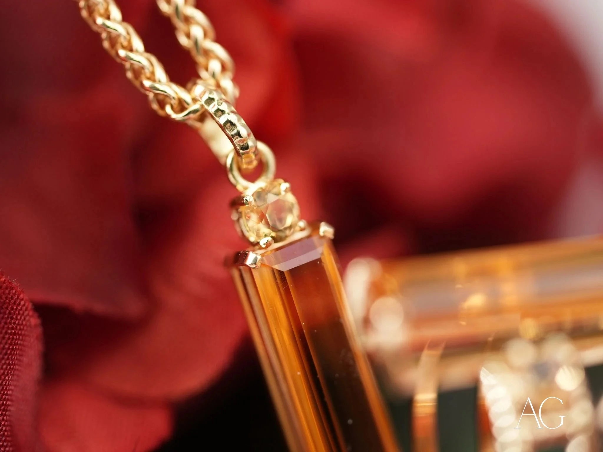 18K Gold Citrine Pendant Necklace - Solar Aura Collection | Elegant Birthstone Jewelry for Women | Perfect for Gifts, Anniversaries & Special Occasions