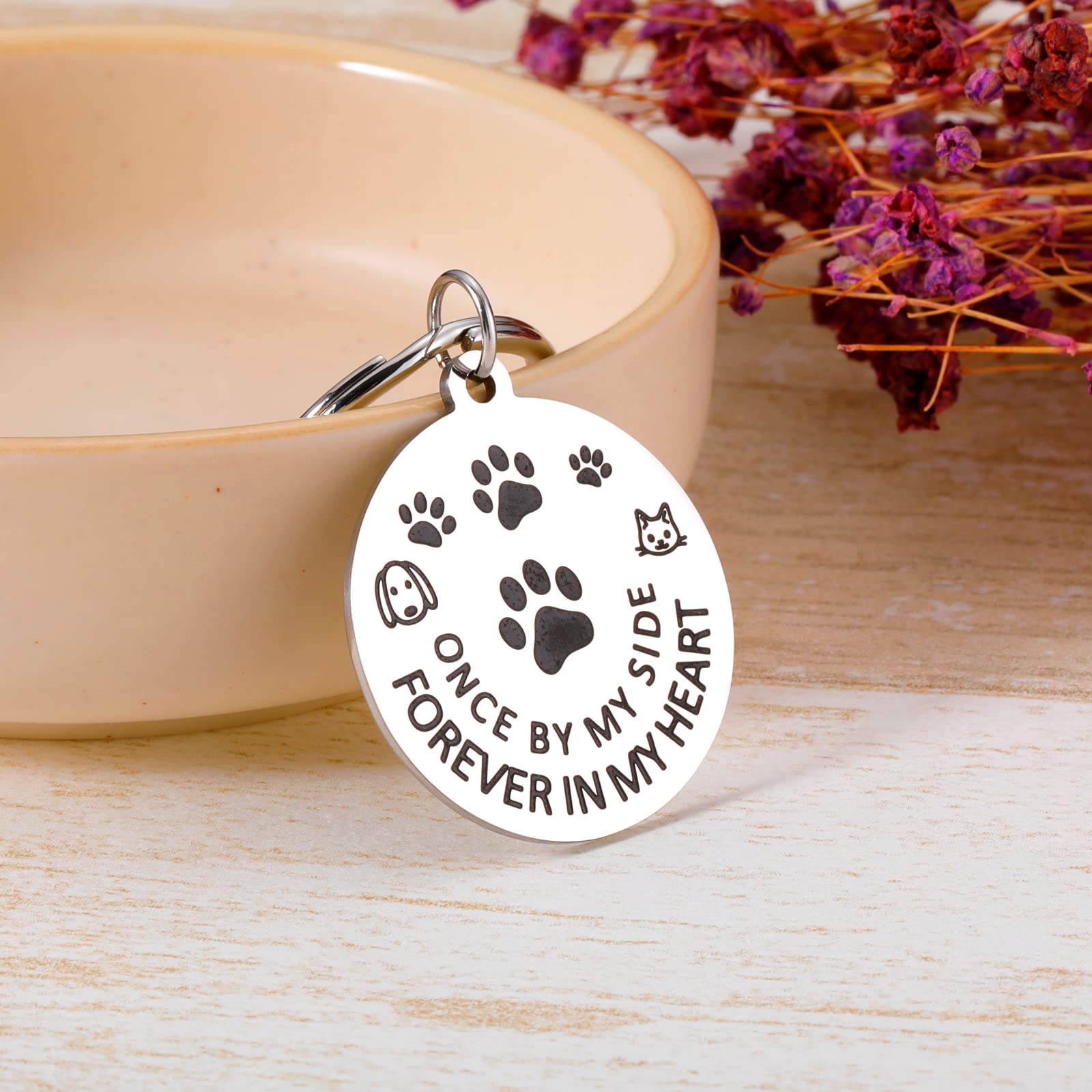 Memorial Keychain for Pets - Sympathy Gift for Dog & Cat Lovers - Personalized Pet Loss Keepsake for Men, Women & Kids - Forever in My Heart Pet Remembrance Keyring - Perfect for Pet Memorials, Grieving & Tribute Gifts