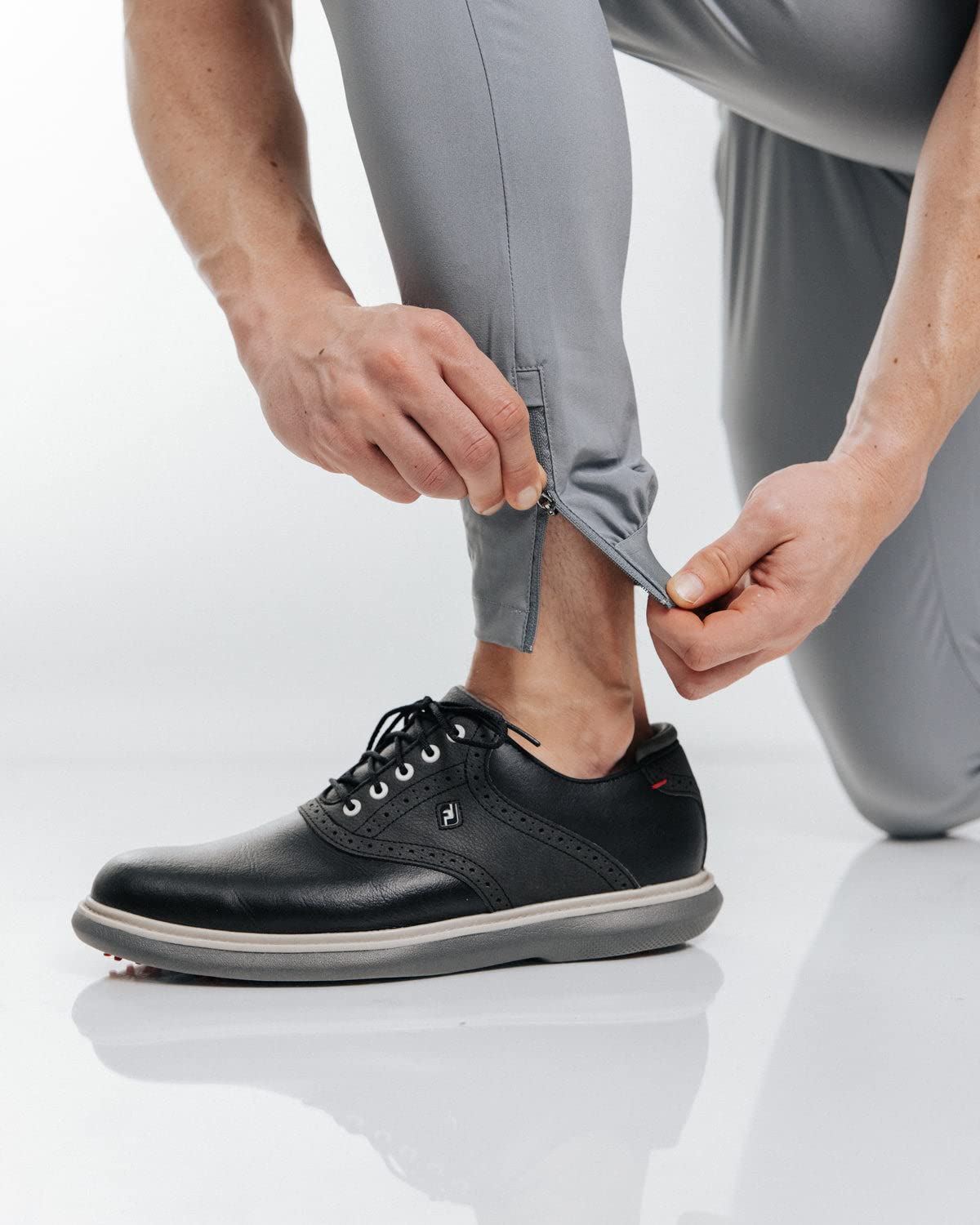**Primo Golf Jogger Pants for Men - Lightweight 4-Way Stretch Golf Trousers with 4 Pockets, Inner Gel Waistband & Elastic Zipper Ankles - Perfect for Golfing, Travel & Casual Wear**
