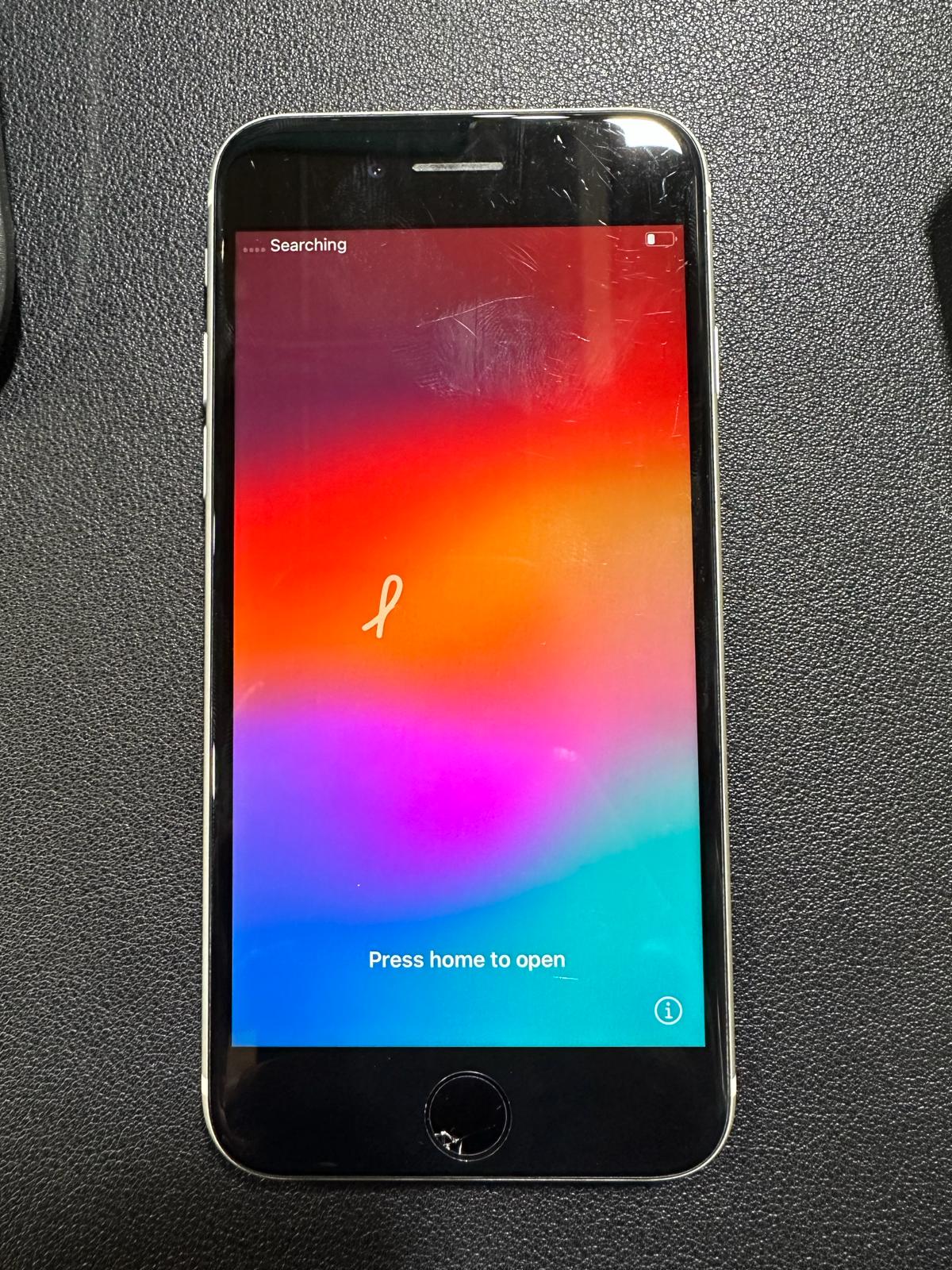 Apple iPhone SE (2020) 128GB Unlocked Smartphone - 4.7