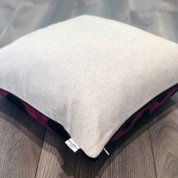 Luxury Velvet Ikat Cushion Cover with Purple Dots - Soft Decorative Throw Pillow Case for Sofa, Bed & Home Decor - Perfect for Living Room, Bedroom & Nursery