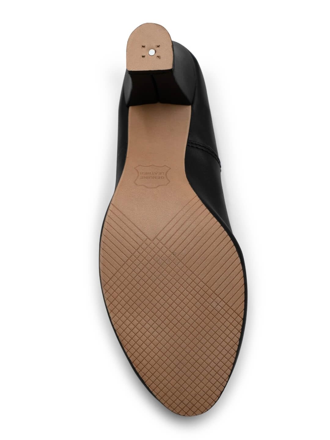 Capezio Women's Jr. Footlight T-Strap Dance Shoes - Jazz, Tap & Ballet Shoes for Performances & Practice | Perfect for Dance Recitals, Competitions & Studio Classes