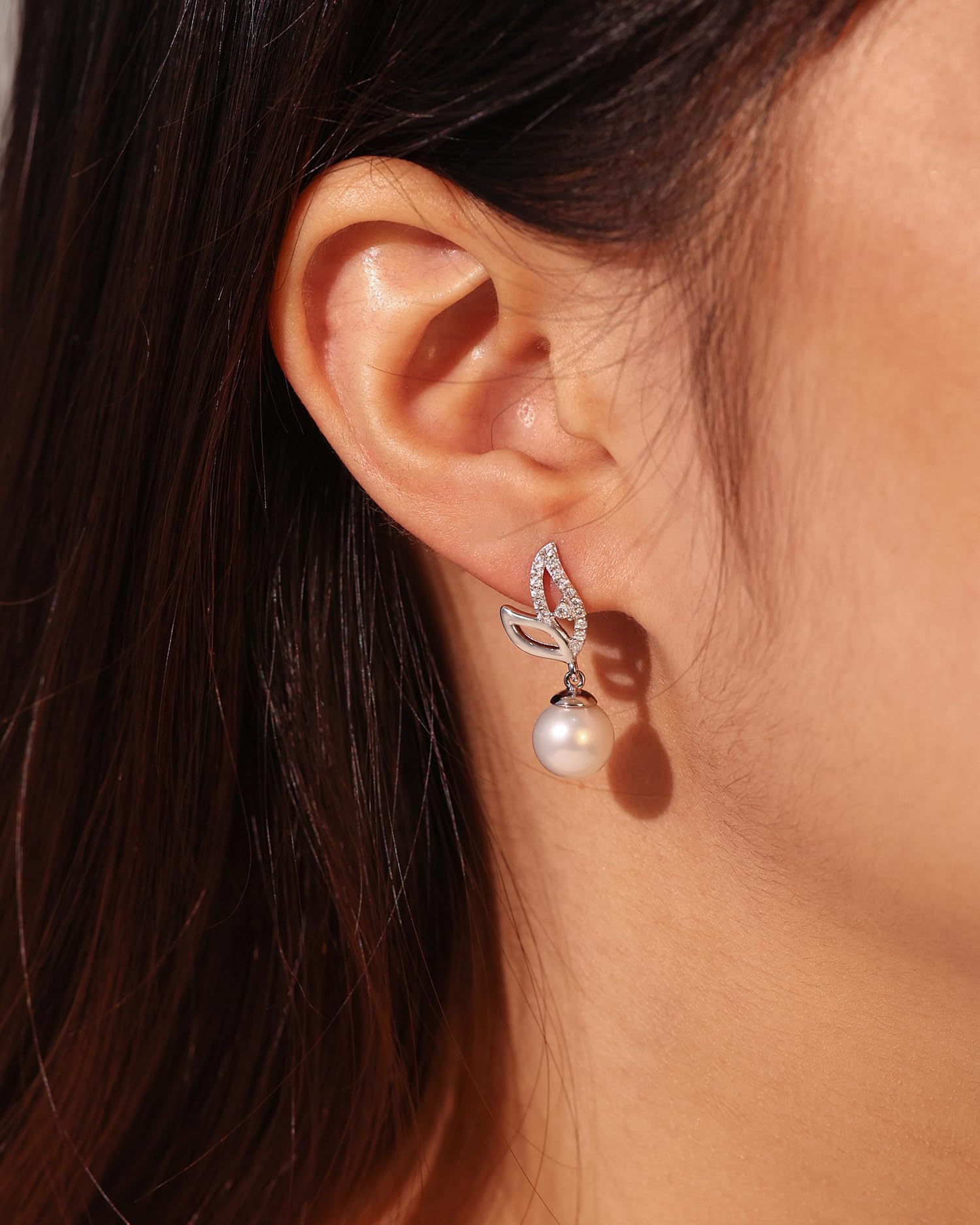 FANCIME 925 Sterling Silver Leaf Pearl Stud Earrings for Women - Genuine 8.5-9mm Freshwater Cultured Pearls, Dangle Earrings, Elegant Pearl Jewelry Gift for Birthday, Wedding & Special Occasions