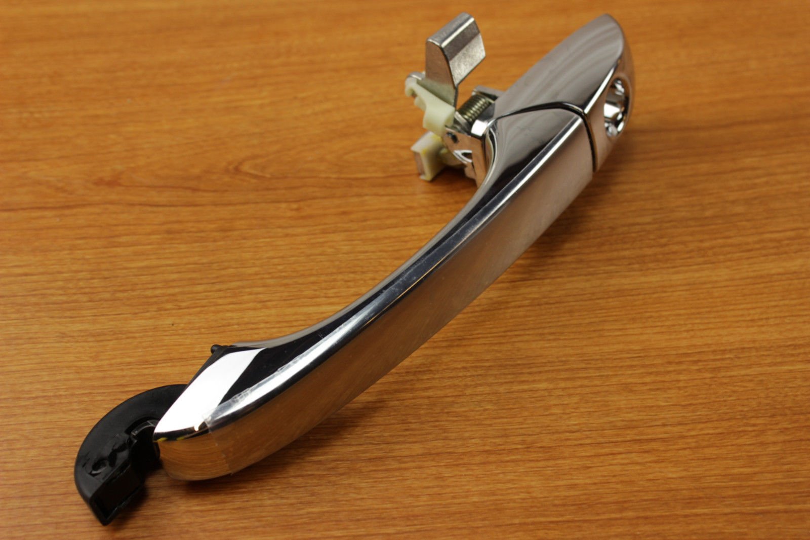 Chrysler 300 Dodge Charger Magnum Left Side Chrome Door Handle Replacement - OEM Quality Car Accessory for Enhanced Style & Protection | Perfect for Auto Restoration & Custom Upgrades