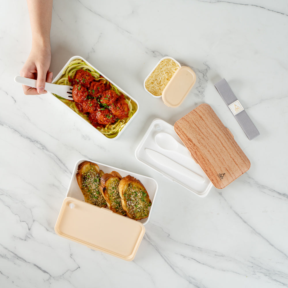 Bento Tek 41 oz Wood Grain & White Buddha Lunch Box with Utensils & Sauce Cup | 7.25