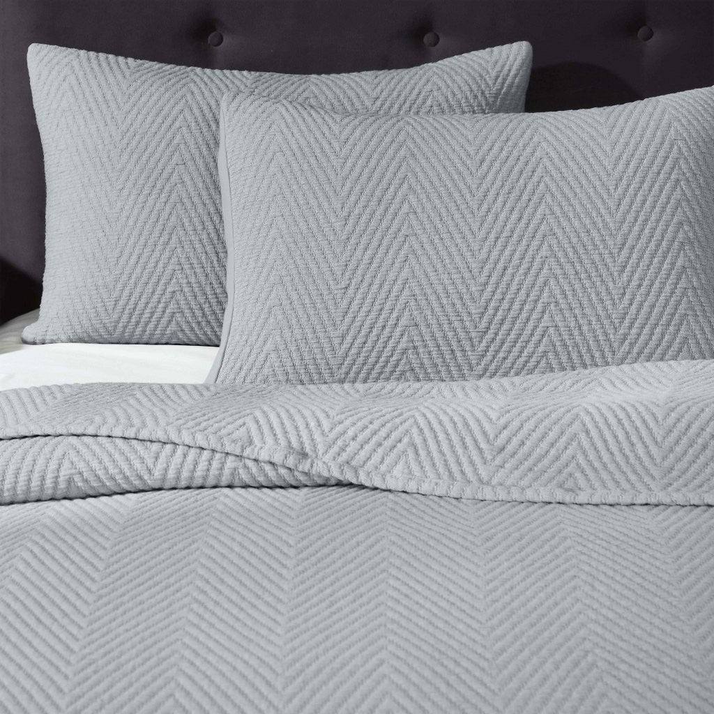 Premium Aswan Cotton Medium Weight Chevron Woven Coverlet - Soft & Breathable Bedspread for All Seasons - Perfect for Master Bedroom, Guest Room, or Dorm Decor