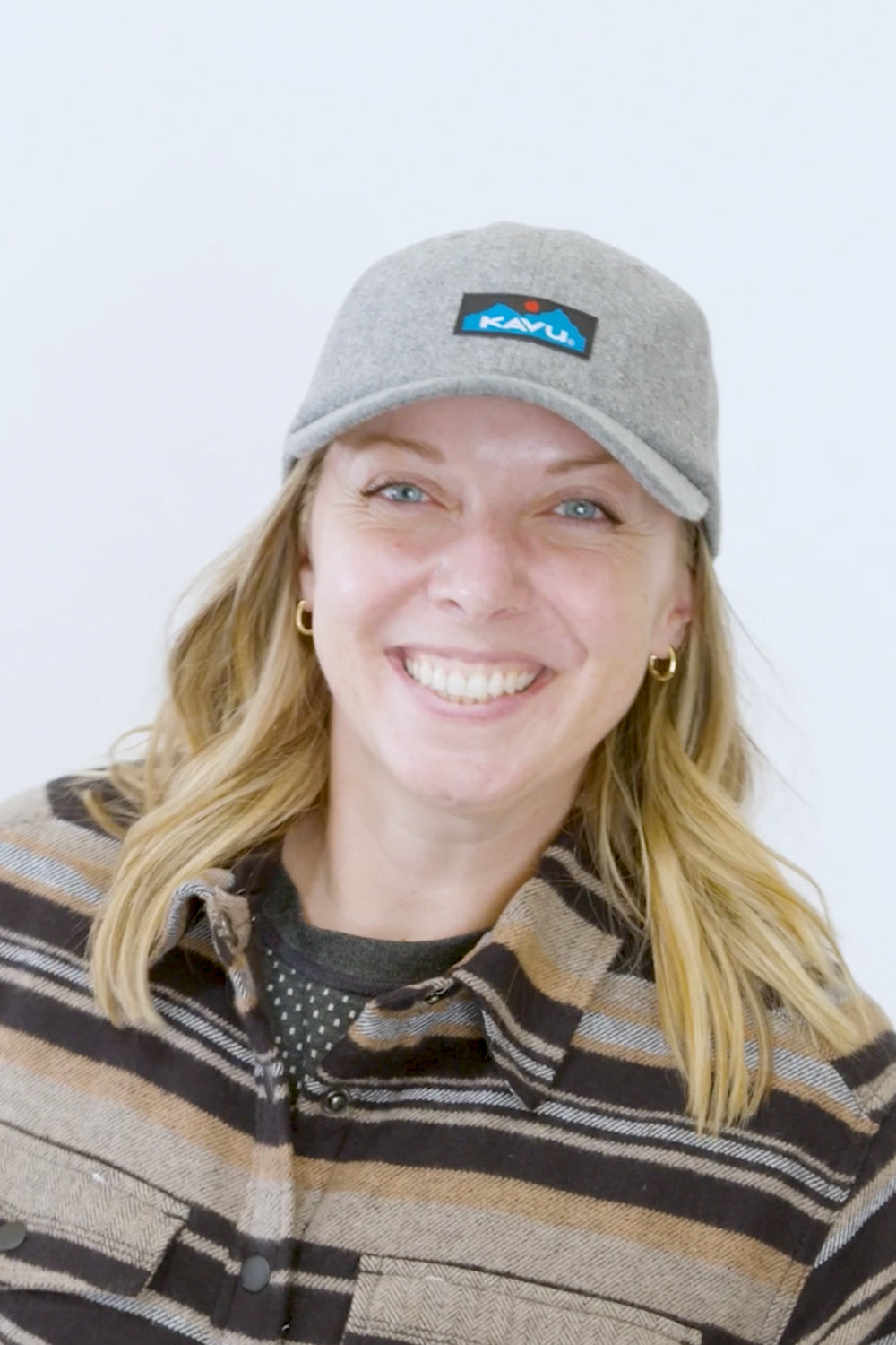 Winter Classic - Cozy & Stylish Winter Apparel for Men & Women | Perfect for Cold Weather, Outdoor Activities & Holiday Gifts