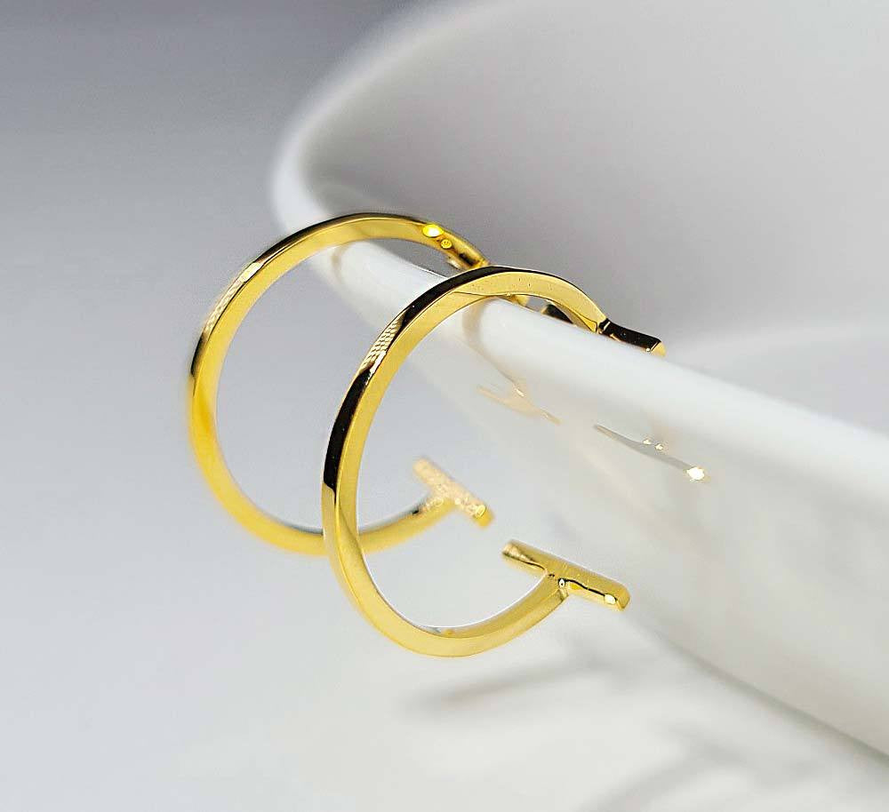 925 Sterling Silver T Ring Earrings - Celebrity Style Inspired by Lee Ji Ah - Perfect for Everyday Wear, Parties & Special Occasions