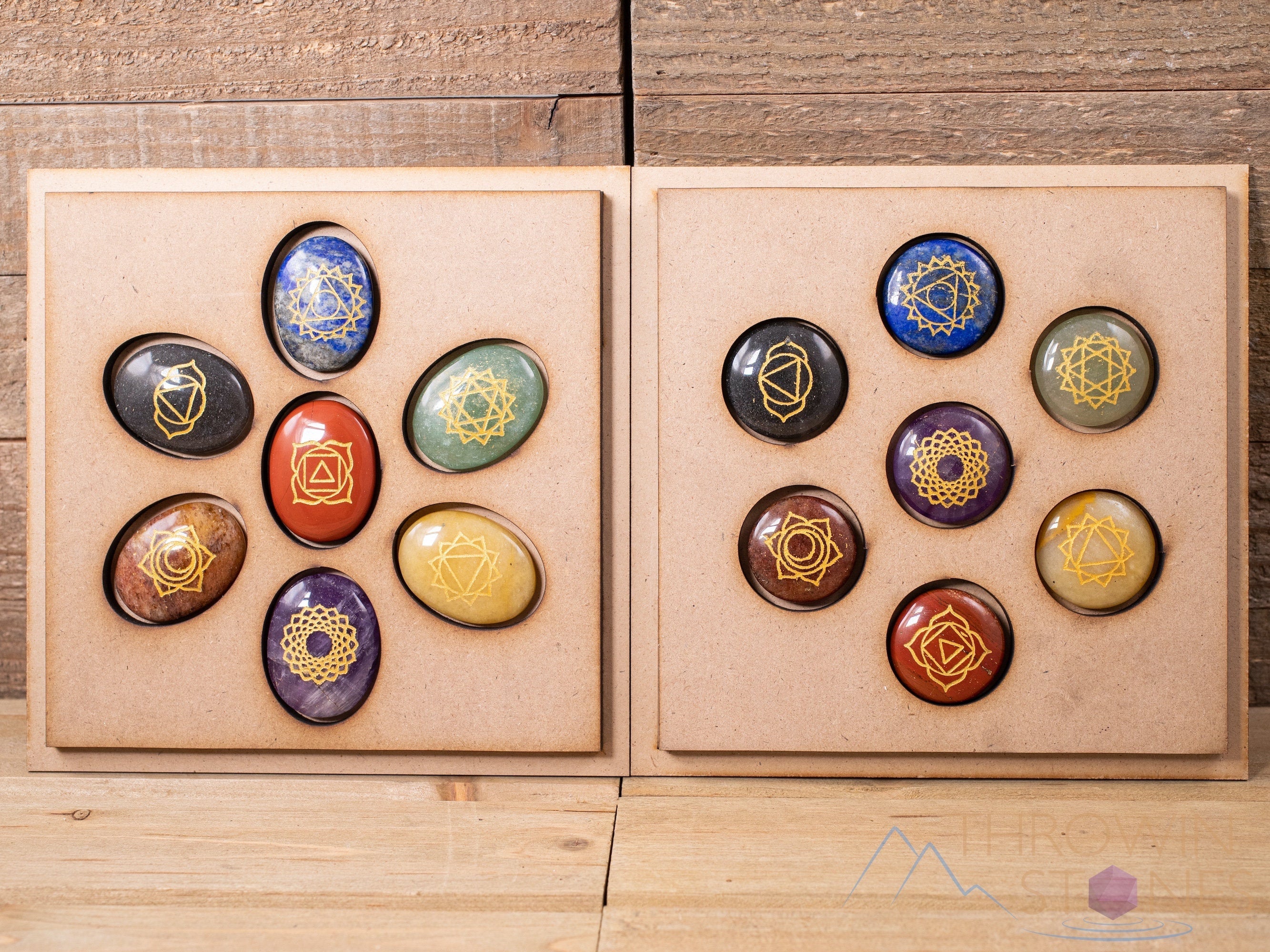 Chakra Crystals Set in Wooden Crystal Grid Board - Healing Stones Kit for Meditation, Reiki & Energy Work - Self Care Gift Box for Beginners (E1752) - Perfect for Home Altar, Yoga Space & Spiritual Practice