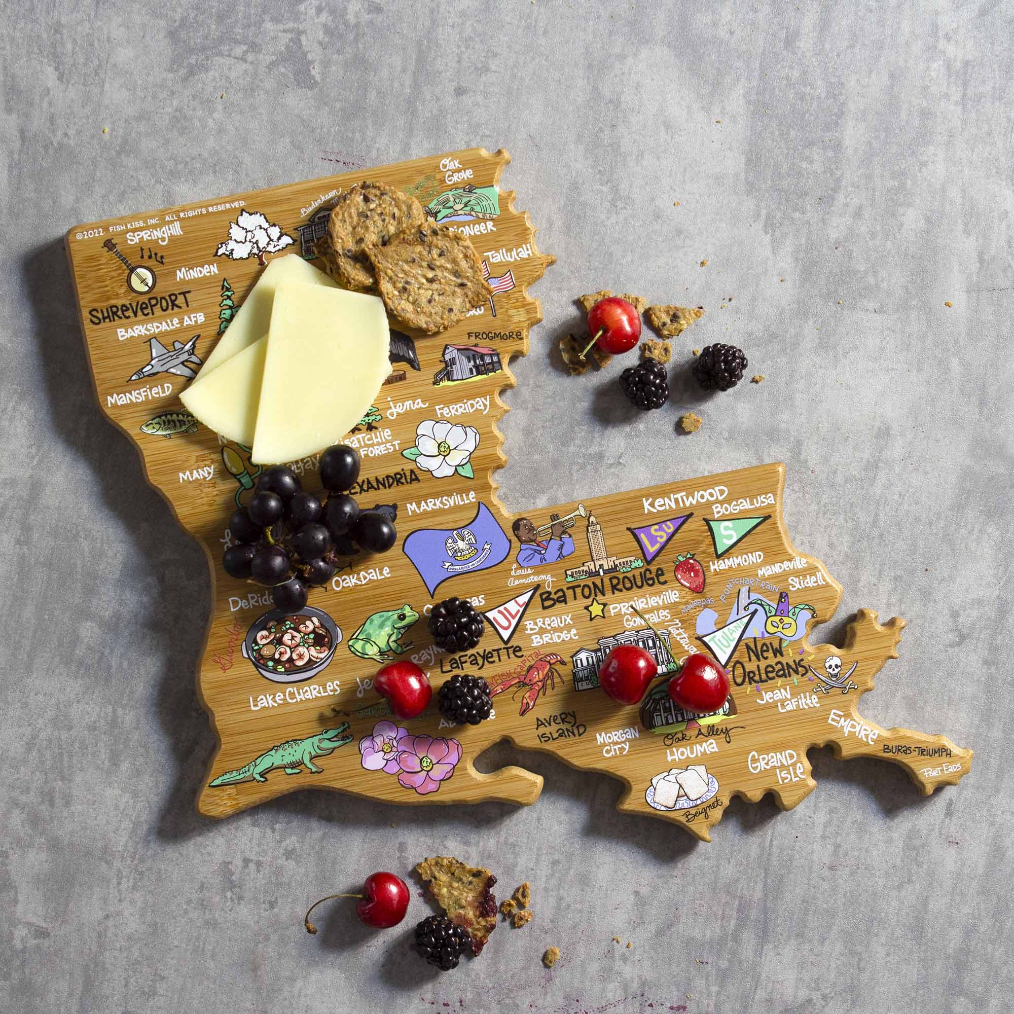 Louisiana Themed Wooden Cutting Board with Fish Kiss™ Artwork - Durable Kitchen Chopping Board for Meat, Vegetables & Fruits - Perfect for Home Cooking, BBQ & Gift Giving