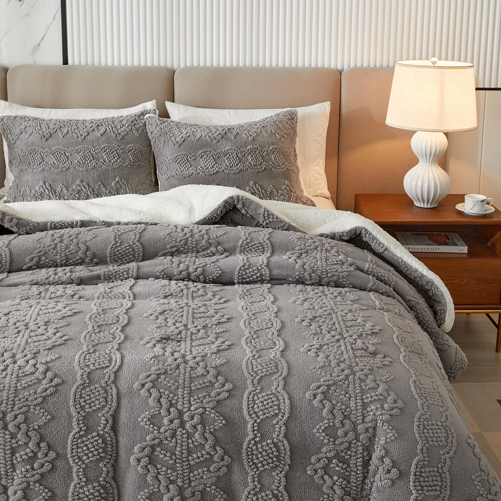 Luxury Flannel Fleece Sherpa King Size Comforter Set - Jacquard Boho Stripes Down Alternative Bedding, Ultra Soft & Warm Grey Winter Comforter (1 Comforter + 2 Pillow Shams) - Perfect for Cozy Bedrooms, Guest Rooms & Cold Weather Retreats