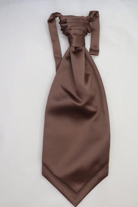 Elegant Mid Brown Ruche Cravat Tie for Men - Perfect for Weddings, Business Meetings & Formal Events
