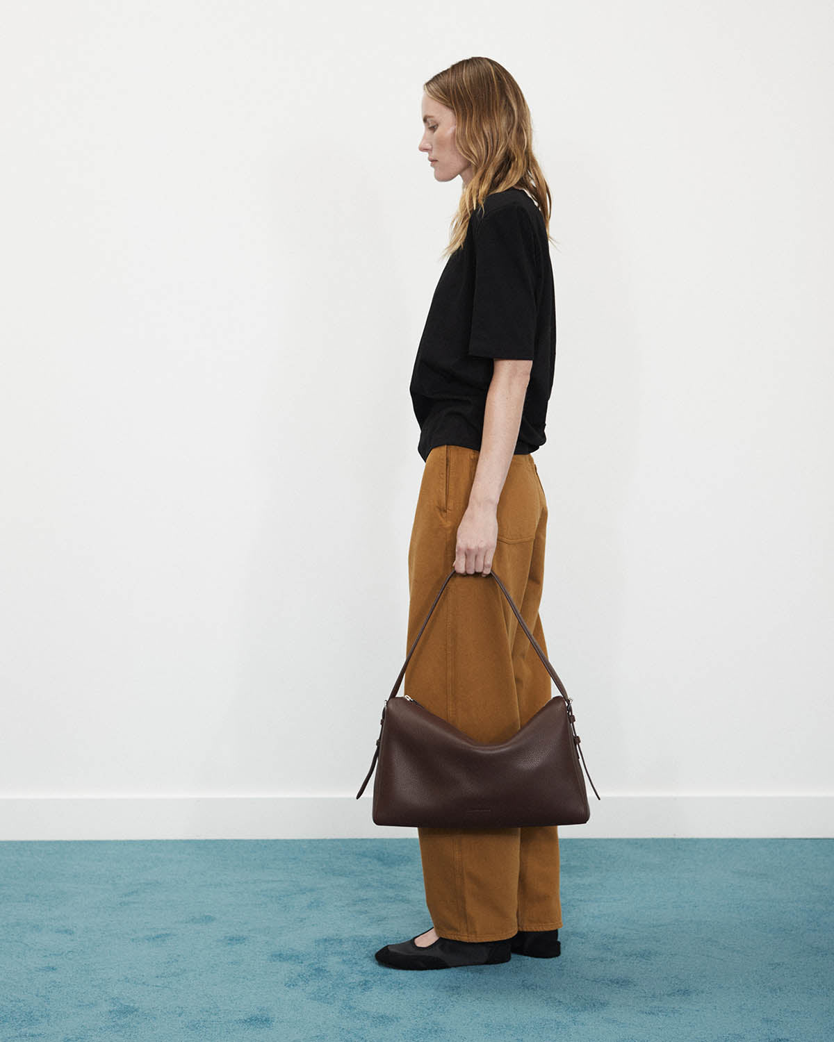 Lottie Handbag - Stylish Coffee-Colored Leather Purse for Women | Perfect for Work, Travel & Everyday Use