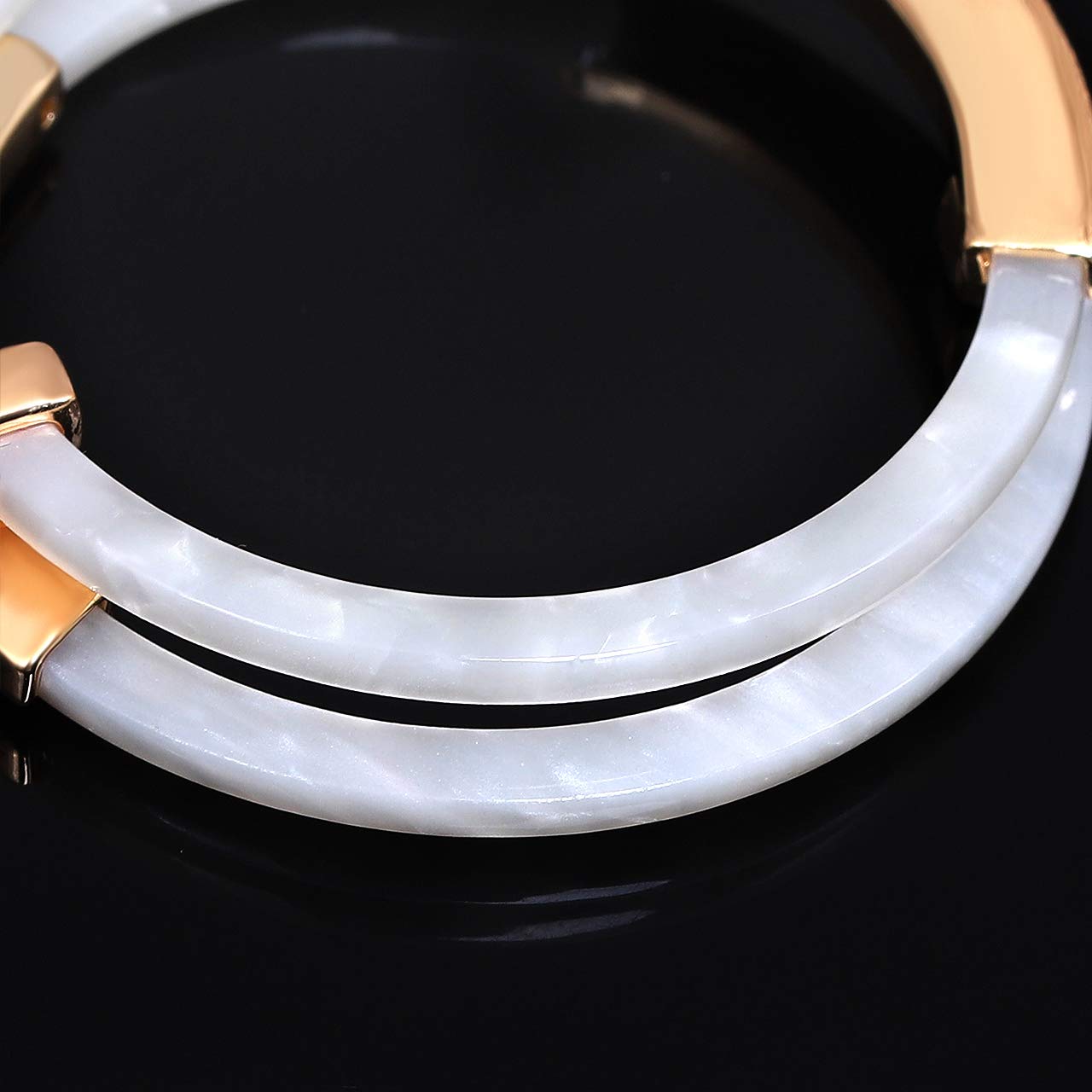 Stylish Geometric Acrylic Hoop Earrings for Women - Bohemian Tortoise Shell Statement Studs Fashion Jewelry | Perfect for Casual Wear, Parties & Boho Outfits