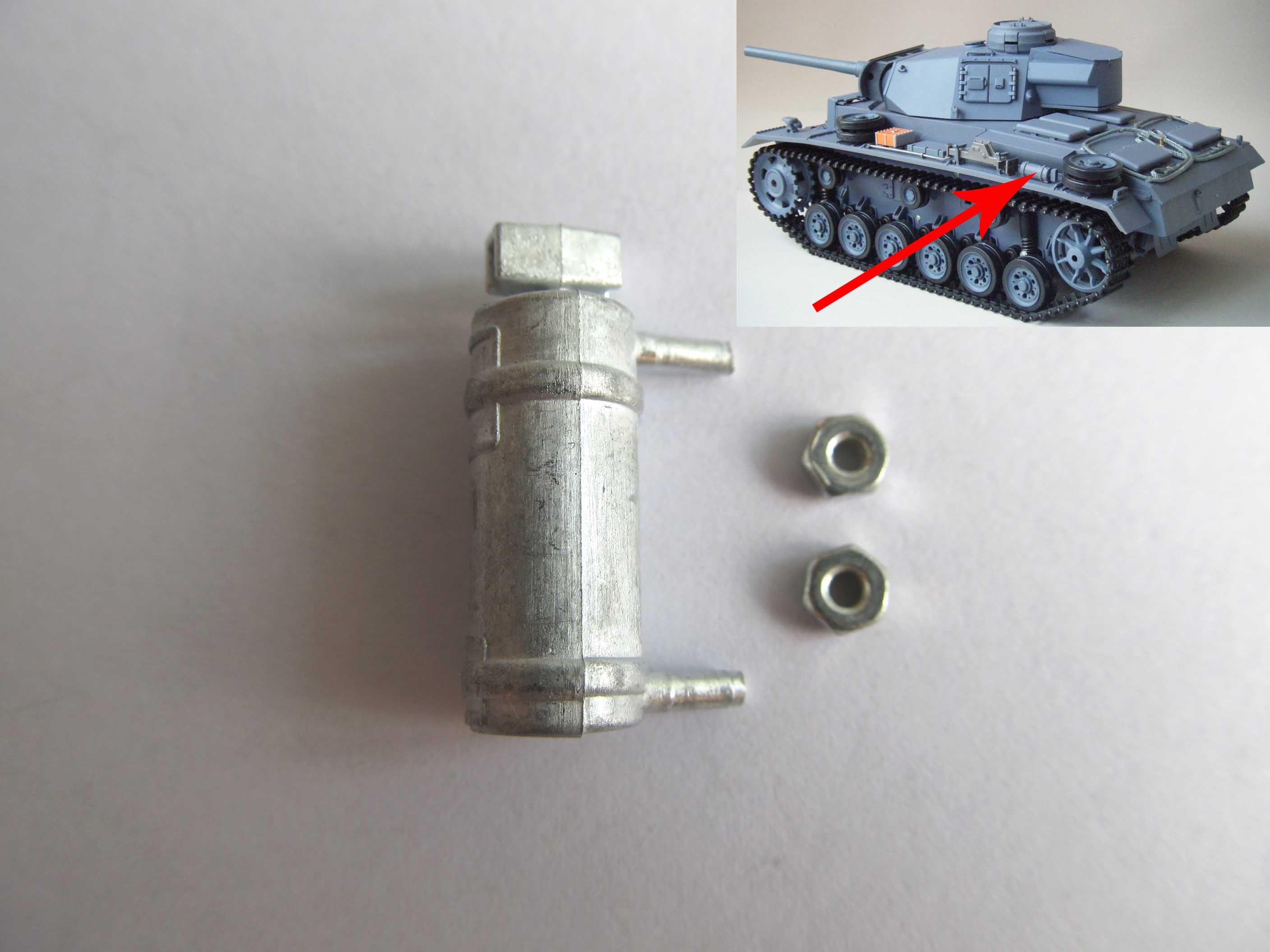 1/16 Mato RTR German Panzer III Metal Tank Spare Parts Set - Fire Extinguisher, Upper Hull, Box Bar, Rear Stand & Front Plate for RC Military Model Collectors & Battle Scenes