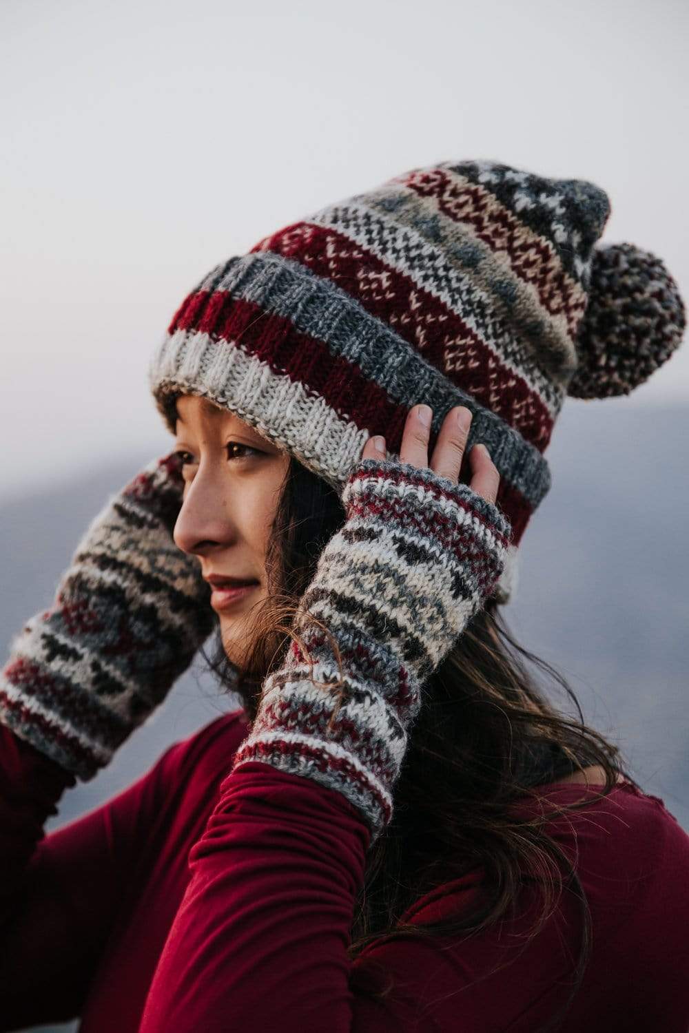 Premium Himalayan Wool & Fleece Hand Warmers - Soft, Warm, and Reusable for Winter Outdoor Activities, Hiking, and Cold Weather Comfort