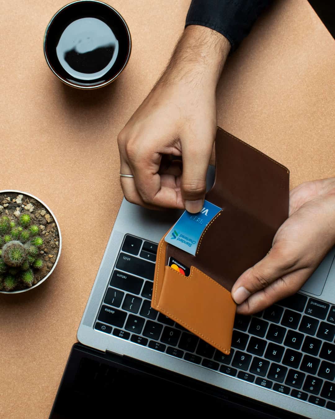 Premium Infinity Trifold Wallet for Men - RFID Blocking Leather Wallet with Multiple Card Slots & ID Window - Perfect for Travel, Business & Everyday Use