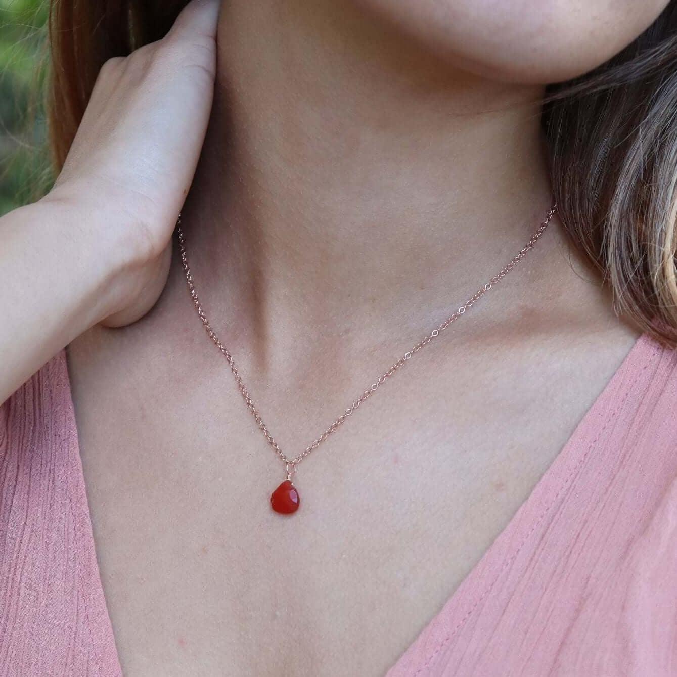 Natural Carnelian Teardrop Crystal Pendant Necklace - Healing Stone Jewelry for Women, Chakra Balancing & Energy Protection - Perfect for Meditation, Yoga & Spiritual Gifts