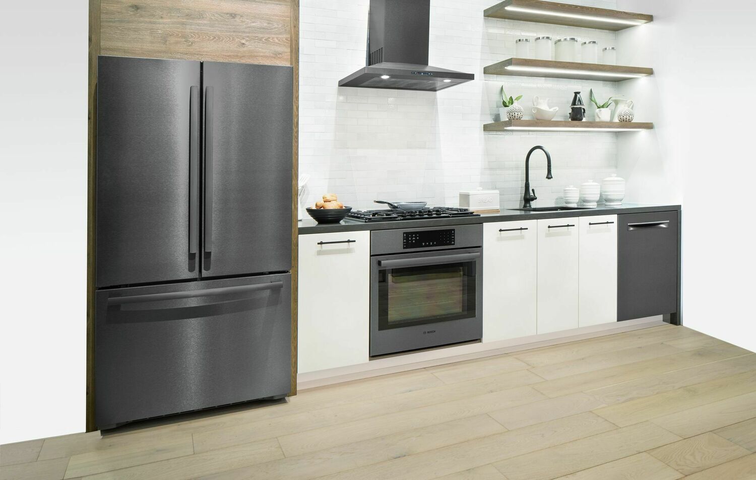 Bosch HCP80641UC 800 Series 30-Inch Black Stainless Steel Wall Mount Range Hood - Powerful Kitchen Ventilation for Smoke & Odor Removal - Perfect for Modern Home Cooking & Grilling