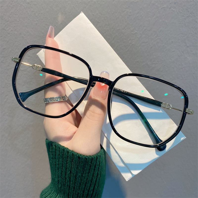 Stylish Women's Blue Light Blocking Reading Glasses - Lightweight & Portable for Computer Use, Office Work, and Digital Screen Protection