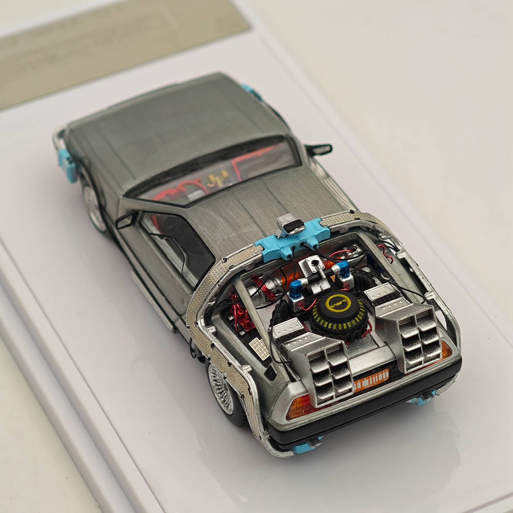 1:64 Back to the Future DMC-12 Time Machine Diecast Model Car - Collectible Movie Replica for Display & Gifts - Perfect for Fans, Collectors and Home Office Decor