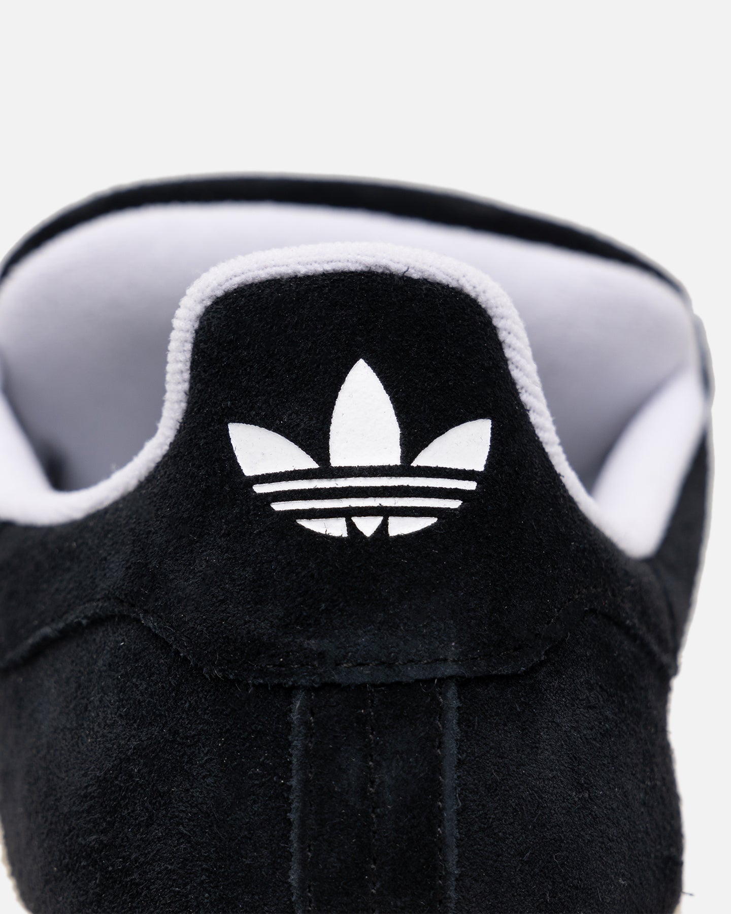 Adidas Campus 00s Sneakers - Black & White Retro Running Shoes for Men & Women | Perfect for Casual Wear, Street Style & Everyday Comfort