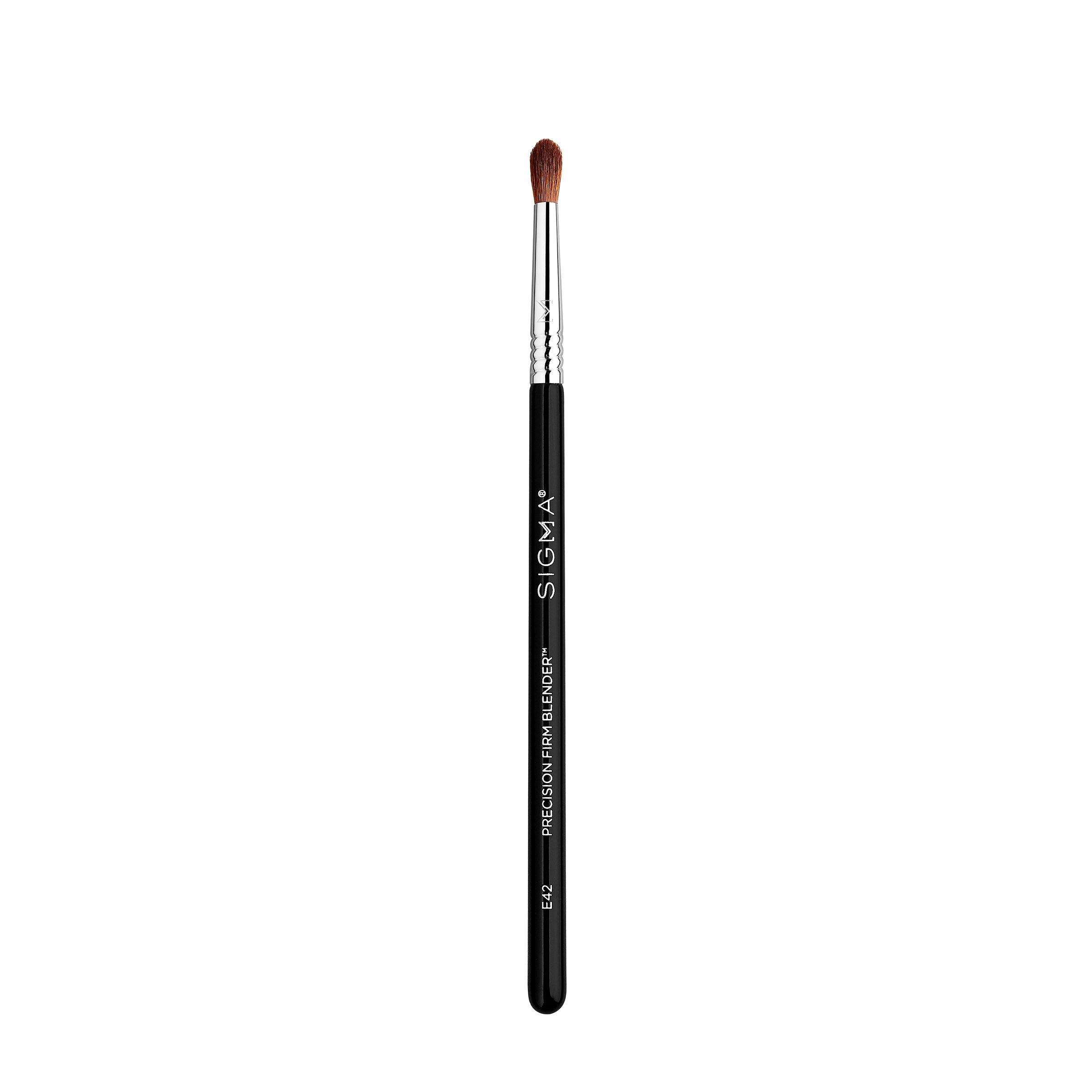 Sigma Beauty E42 Precision Firm Blender Brush - Professional Dense Eyeshadow Brush for Cream & Powder - Small Eyes & Hooded Eyes Makeup Brush - Perfect for Smokey Eyes & Detailed Blending (1 Brush)