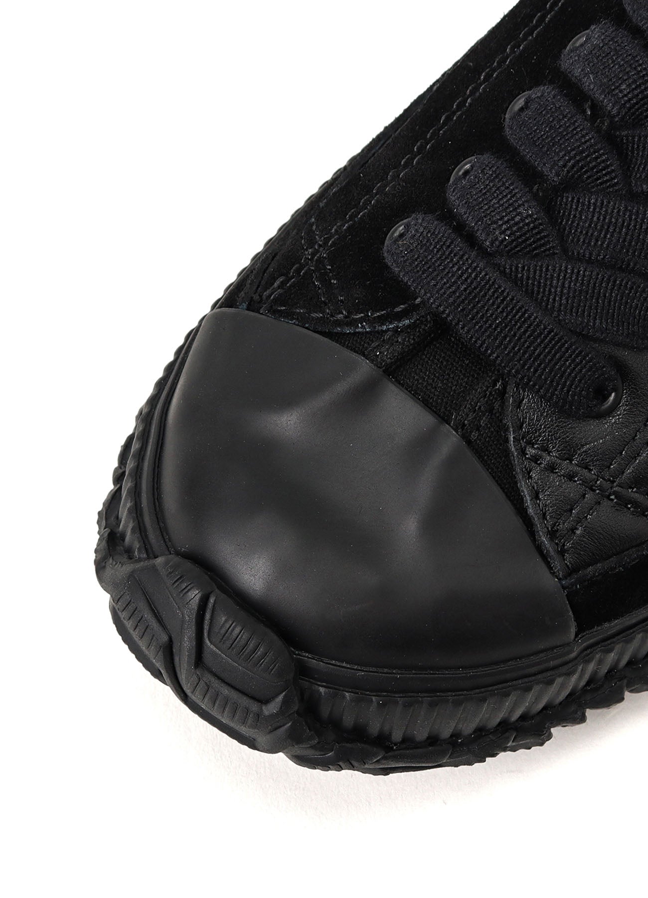 Stylish Low Cut Sneakers for Women - Canvas, Smooth Leather & Velor Options - Perfect for Casual Wear, Running & Everyday Comfort