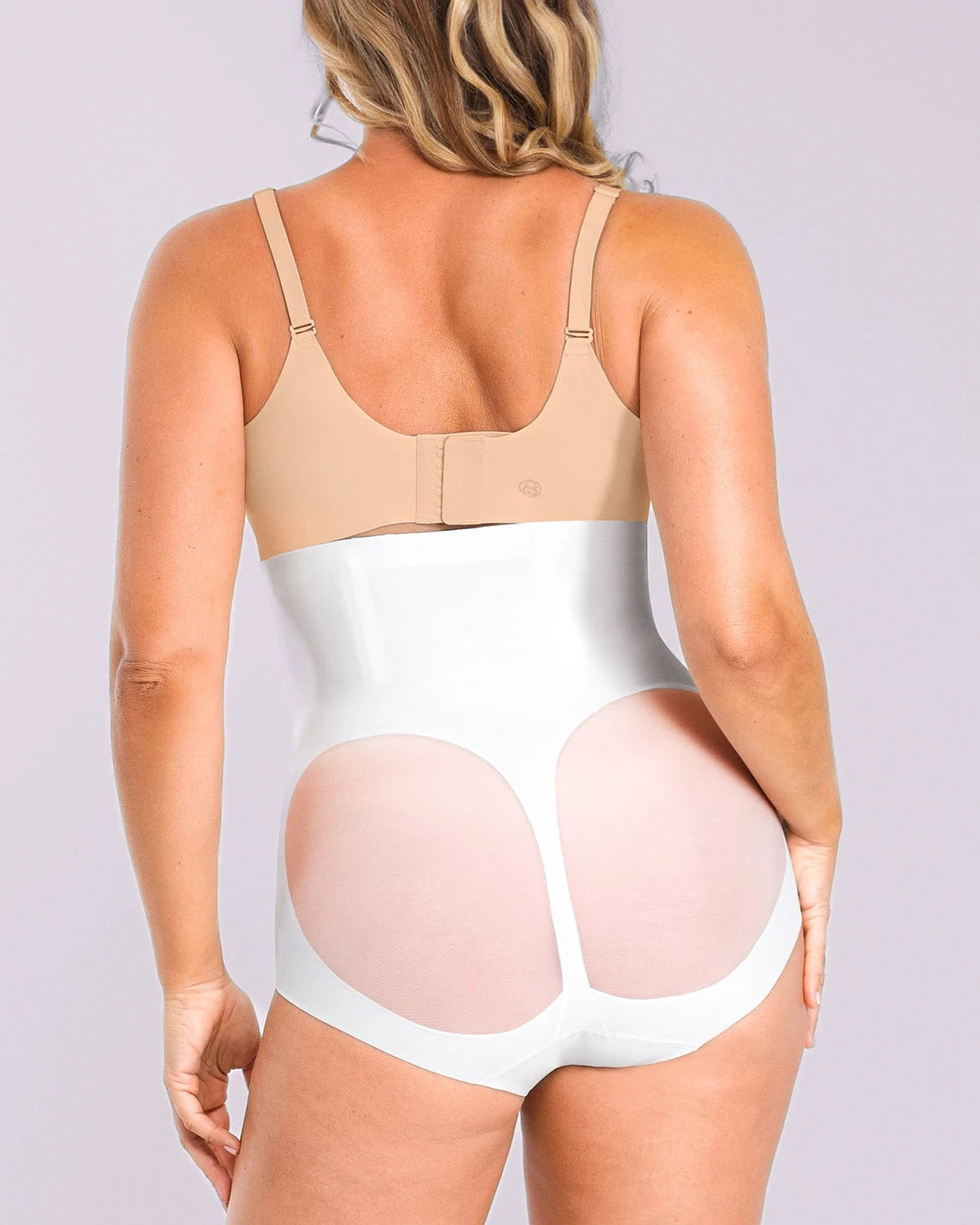 INNER ARMOR™ X Comfy Smoothing Panty - Seamless Shapewear for Women - Perfect for Everyday Wear, Workout & Special Occasions