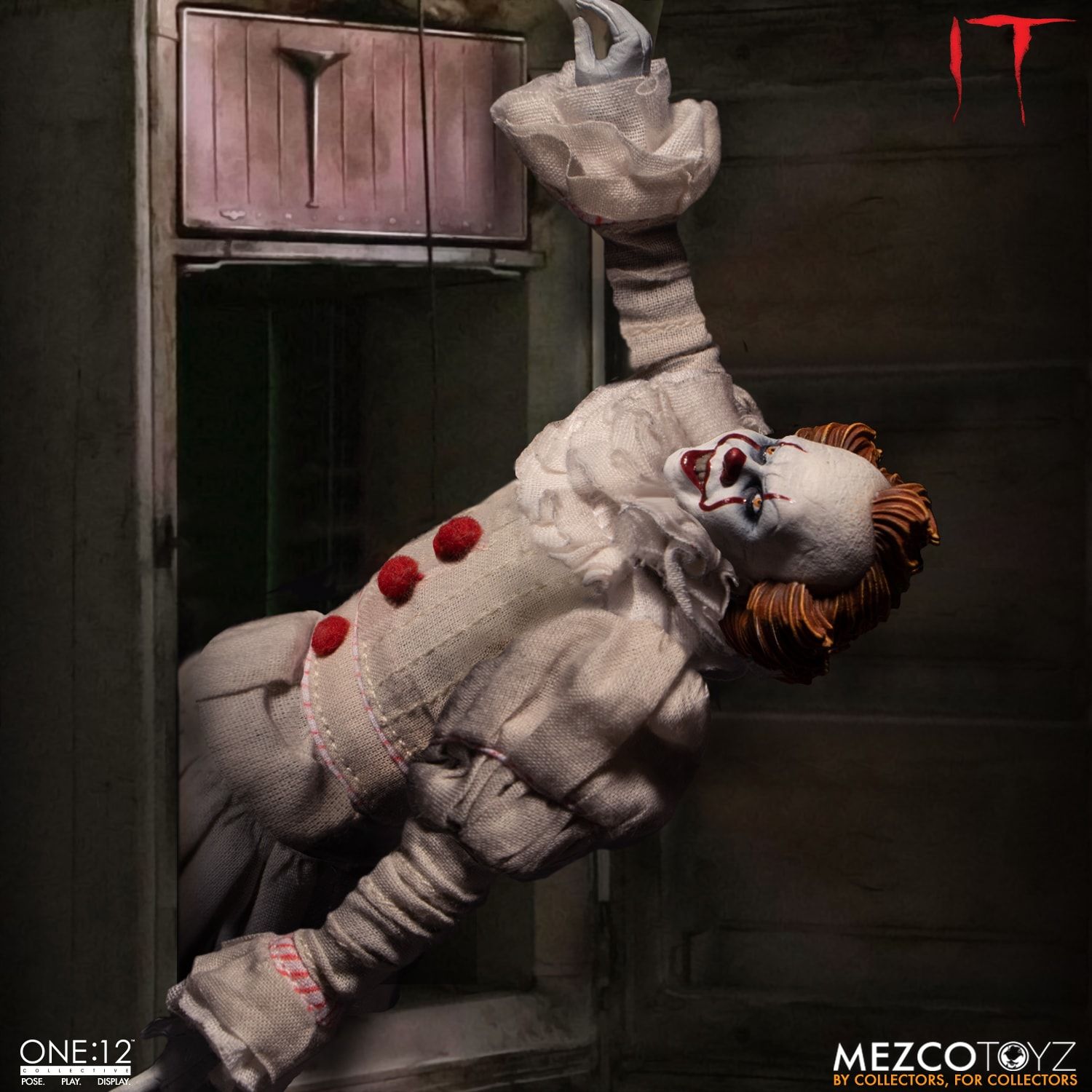 Mezco Toyz One:12 Collective IT (2017) Pennywise 1/12 Scale Action Figure - Horror Movie Collectible for Display & Photography - Perfect for Stephen King Fans & Action Figure Collectors