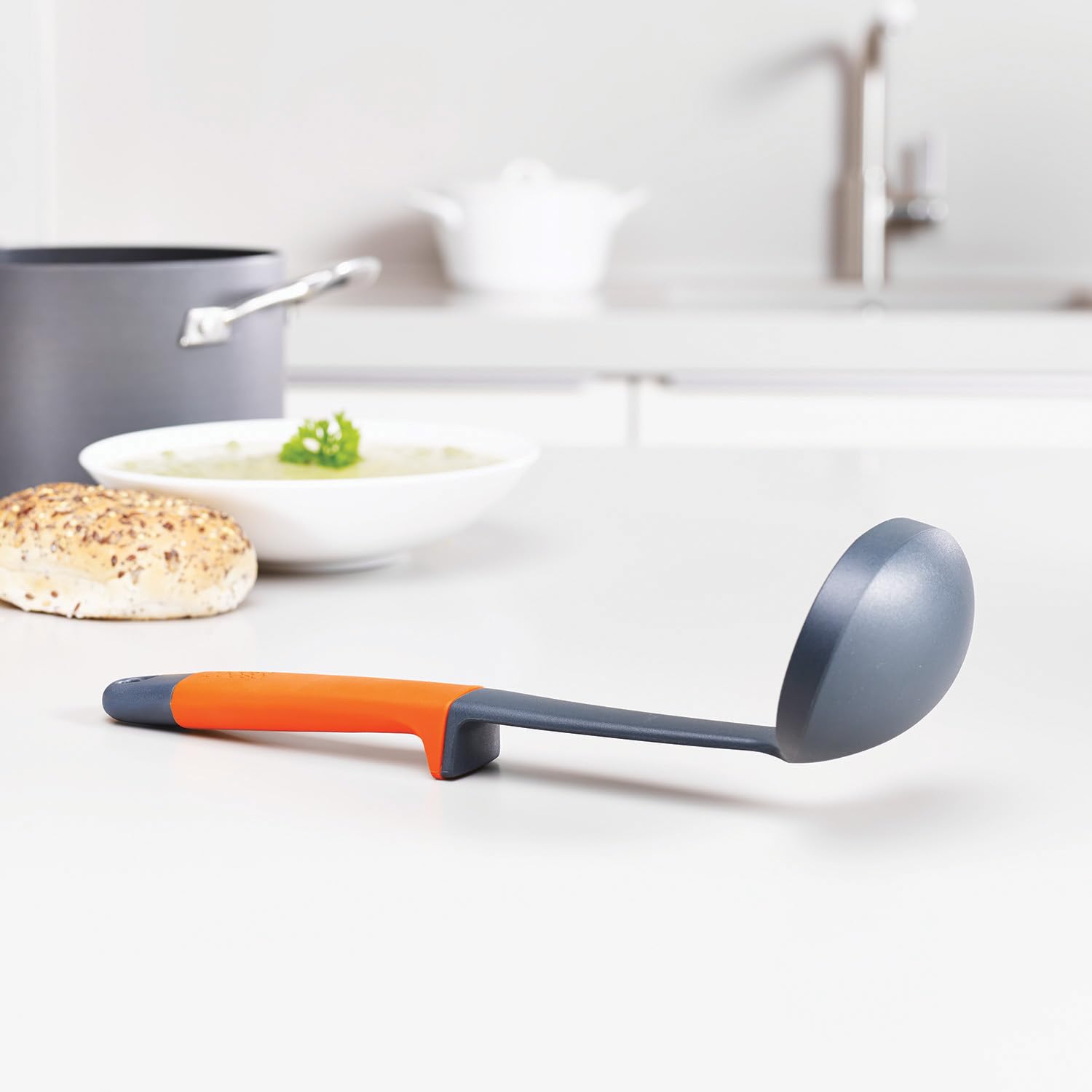 Joseph Joseph Elevate 6-Piece Kitchen Tool Set with Spatula, Spoon, Tongs & More - Premium Cooking Utensils for Baking, Frying & Meal Prep - Perfect for Home Chefs & Modern Kitchens