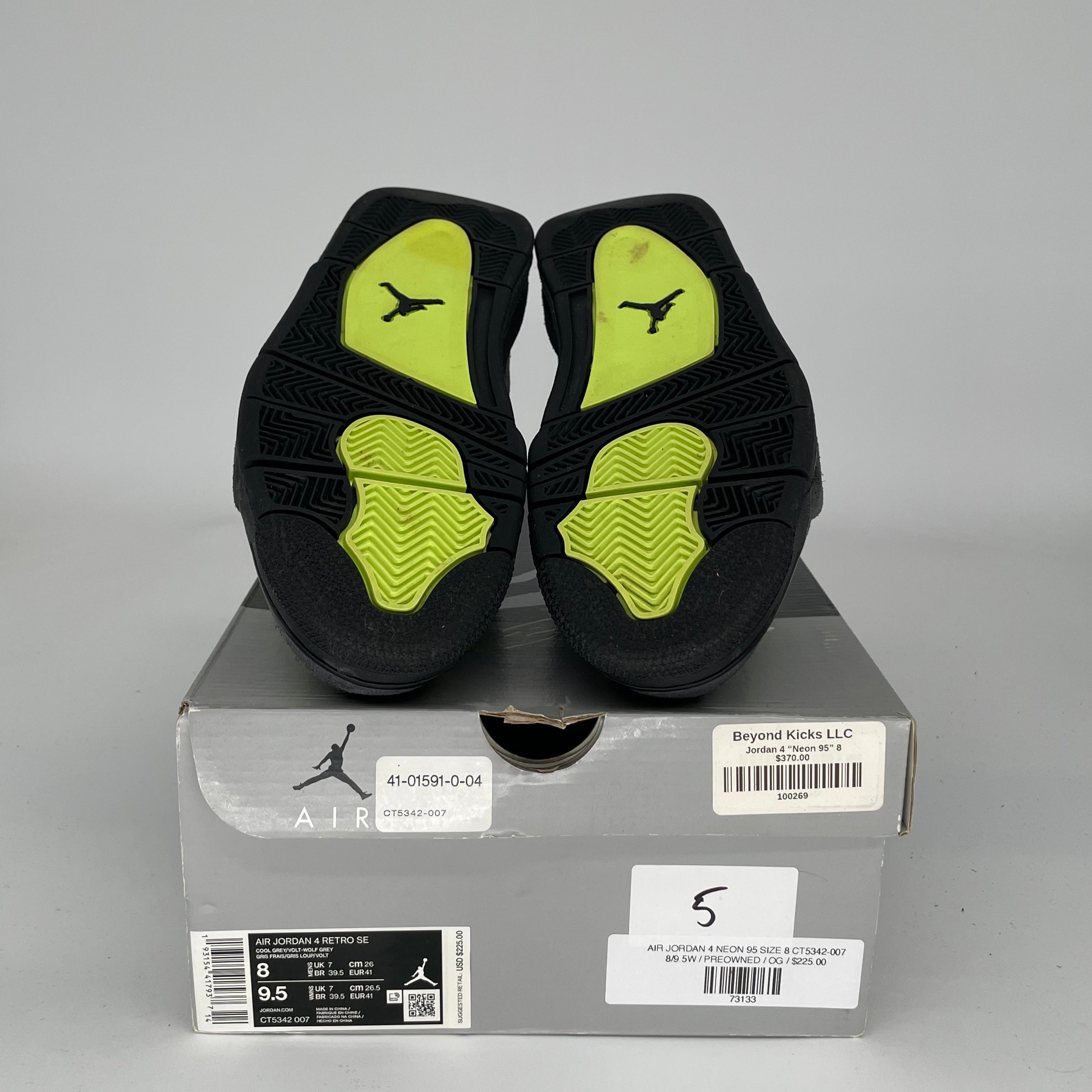AIR JORDAN 4 Retro 