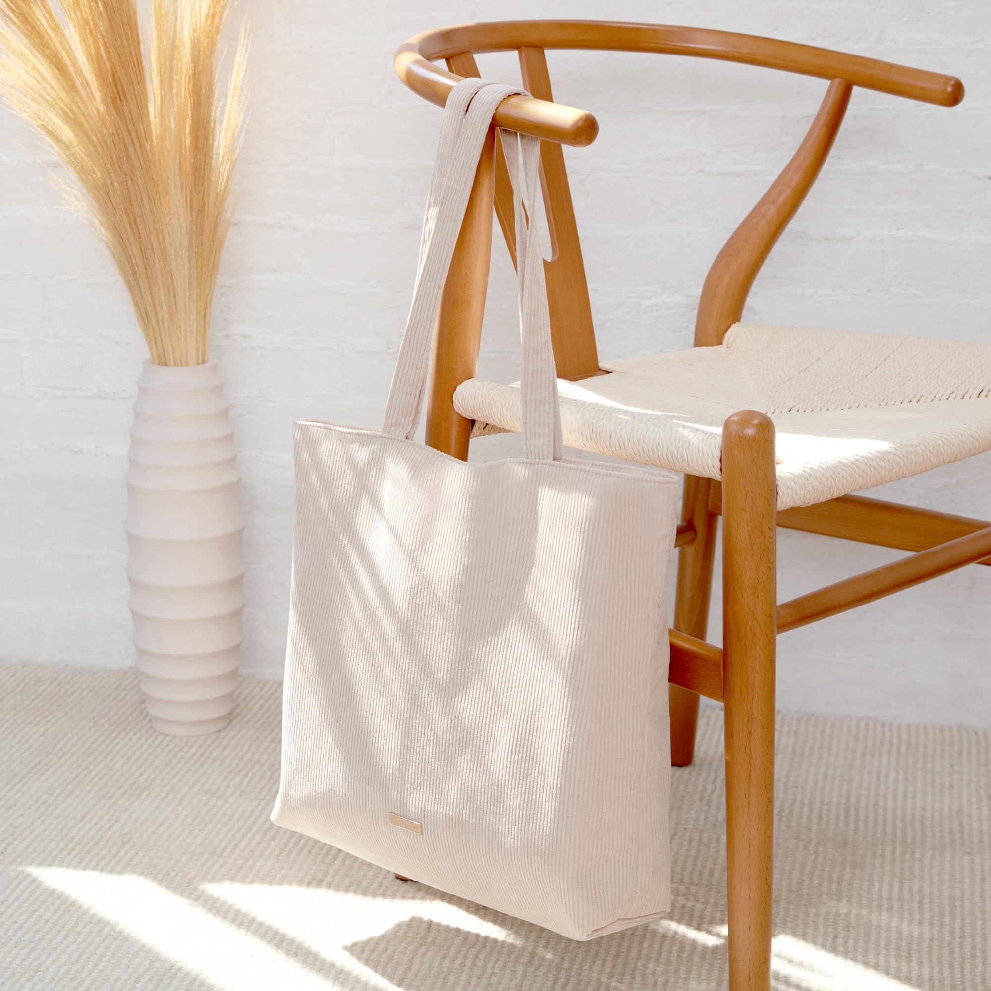 VANDEL Corduroy Tote Bag with Zipper & Inner Pockets for Women & Men - Stylish School & Work Tote for Laptop, Books & Daily Essentials | Durable & Fashionable Carryall for College, Office & Travel