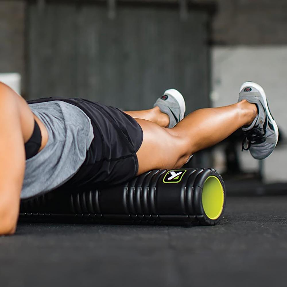 TriggerPoint Grid 2.0 Foam Roller for Muscle Recovery & Pain Relief - High-Density Massage Tool for Athletes, Gym Workouts & Post-Exercise Therapy
