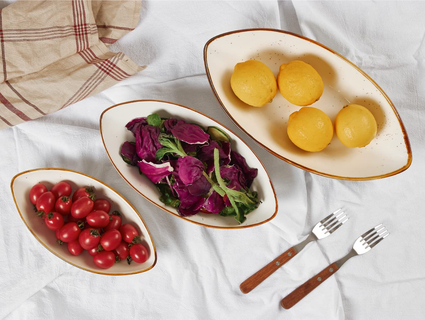 ONEMORE 3-Piece Ceramic Serving Bowl Set - 10/25/35 oz Oval Platters for Entertaining, Parties & Family Dinners - Creamy White Serving Dishes for Food, Fruit, Salad & Side Dishes - Perfect for Holiday Gatherings, Buffets & Potlucks