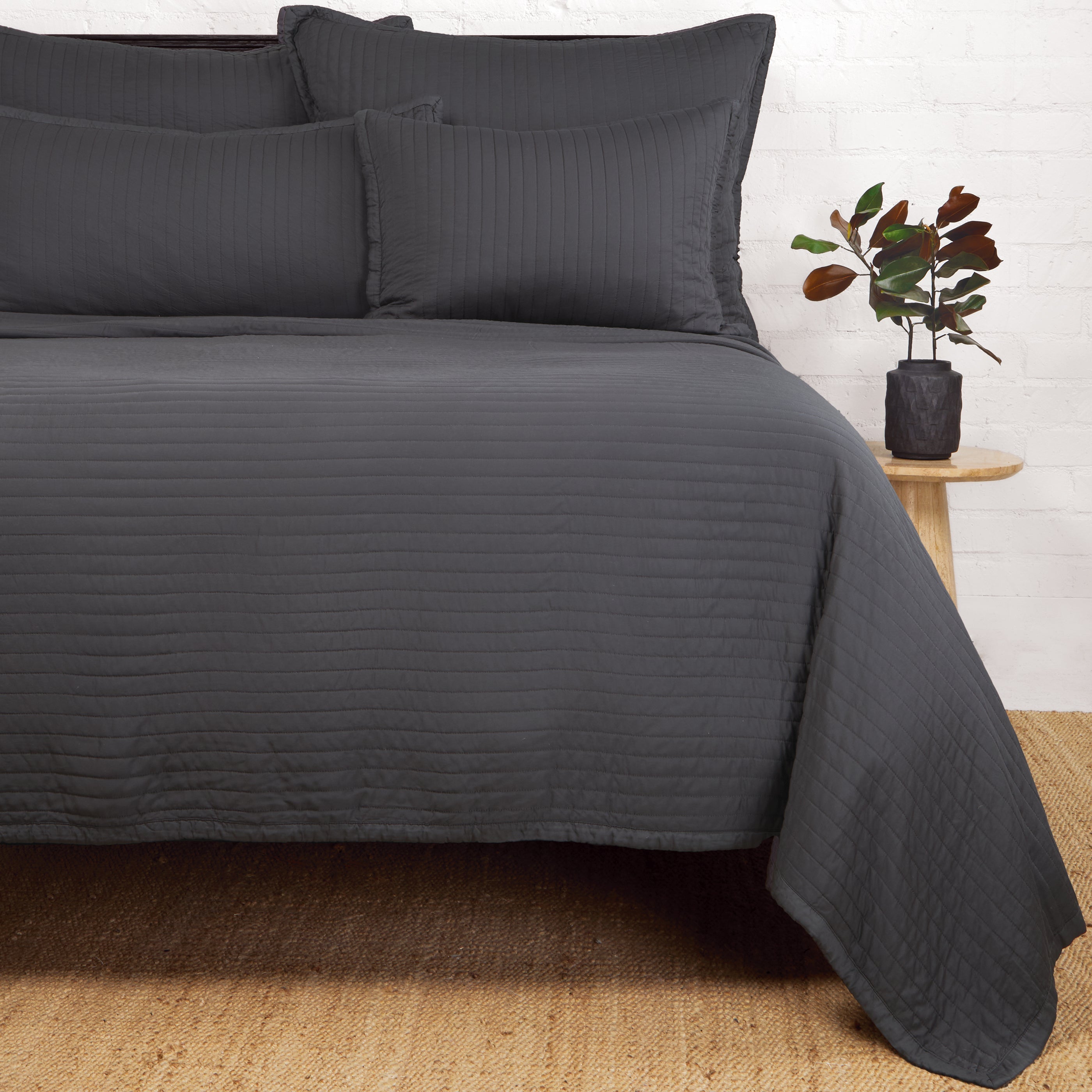 Carlyle Coverlet - Soft & Lightweight Bedspread for All Seasons | Perfect for Bedroom, Guest Room, and Dorm Decor | Cozy Home & Hotel Use