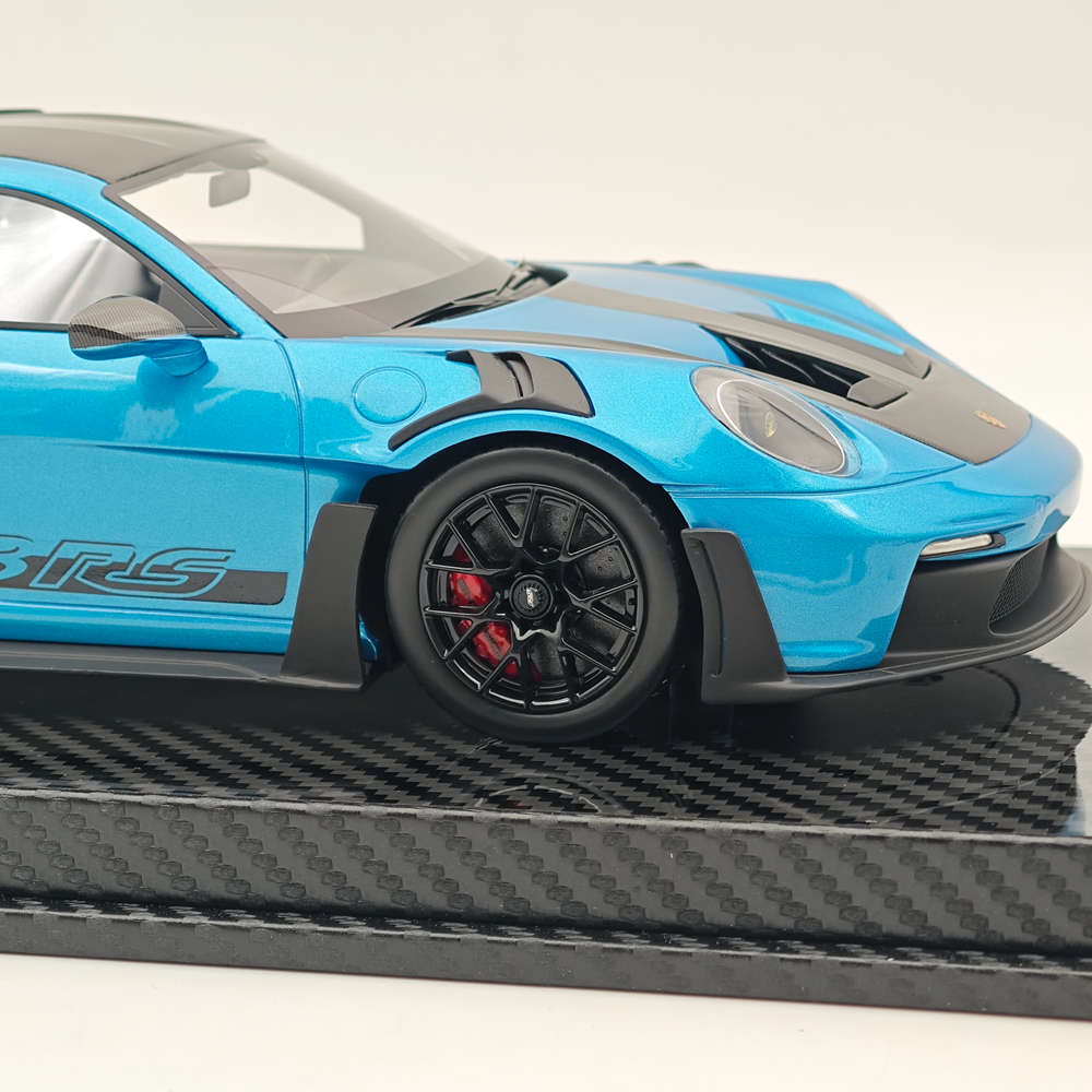 1/18 Scale Porsche 992 GT3 RS LCE Silver Blue Resin Die-Cast Model Car - High Quality Collectible for Display, Racing Enthusiasts & Car Lovers - Perfect for Home Office Decor, Gift Giving & Model Car Collections