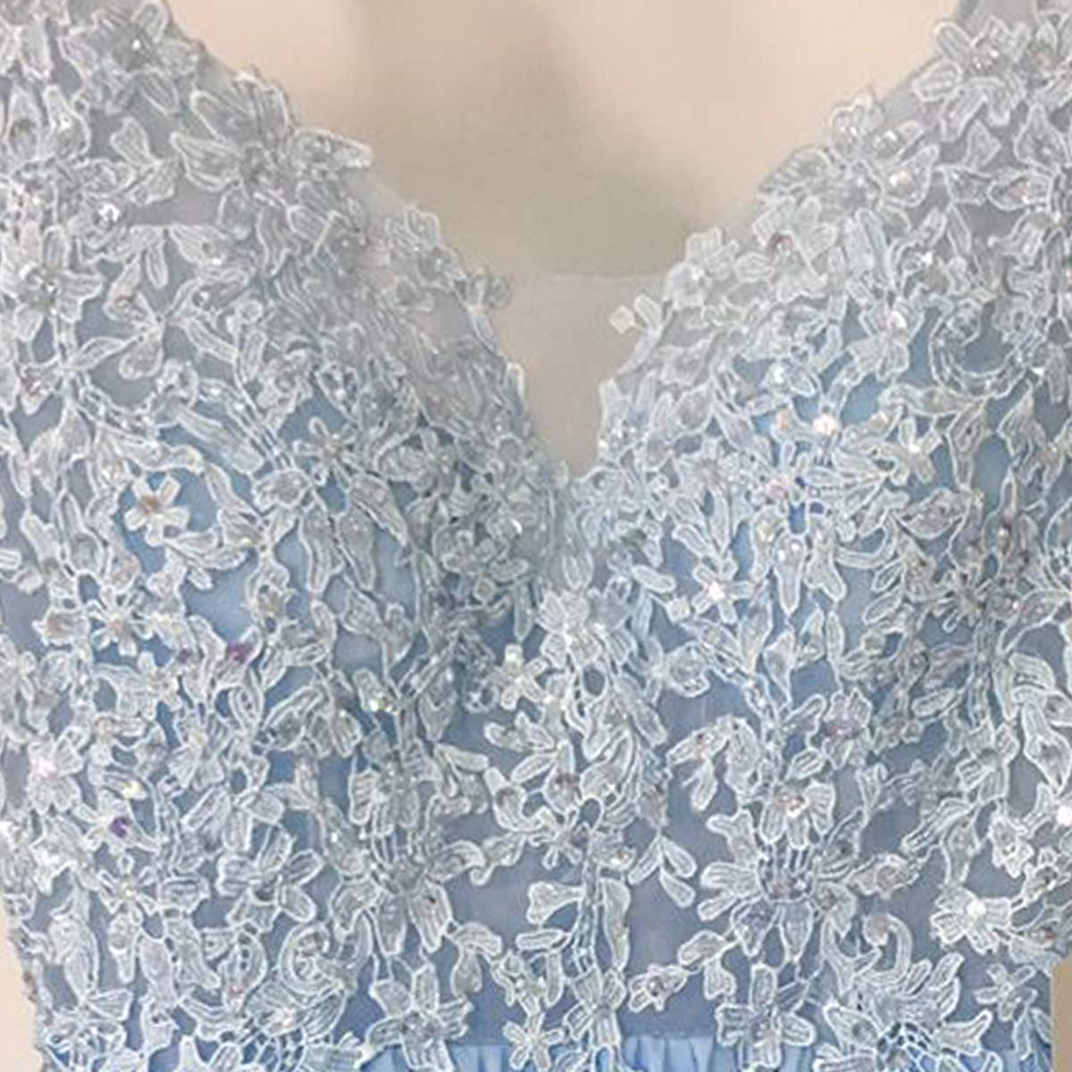 Elegant Women's Lace Appliqued Evening Gowns with Side Split - A-line Prom Dresses Long for Formal Events, Weddings & Special Occasions