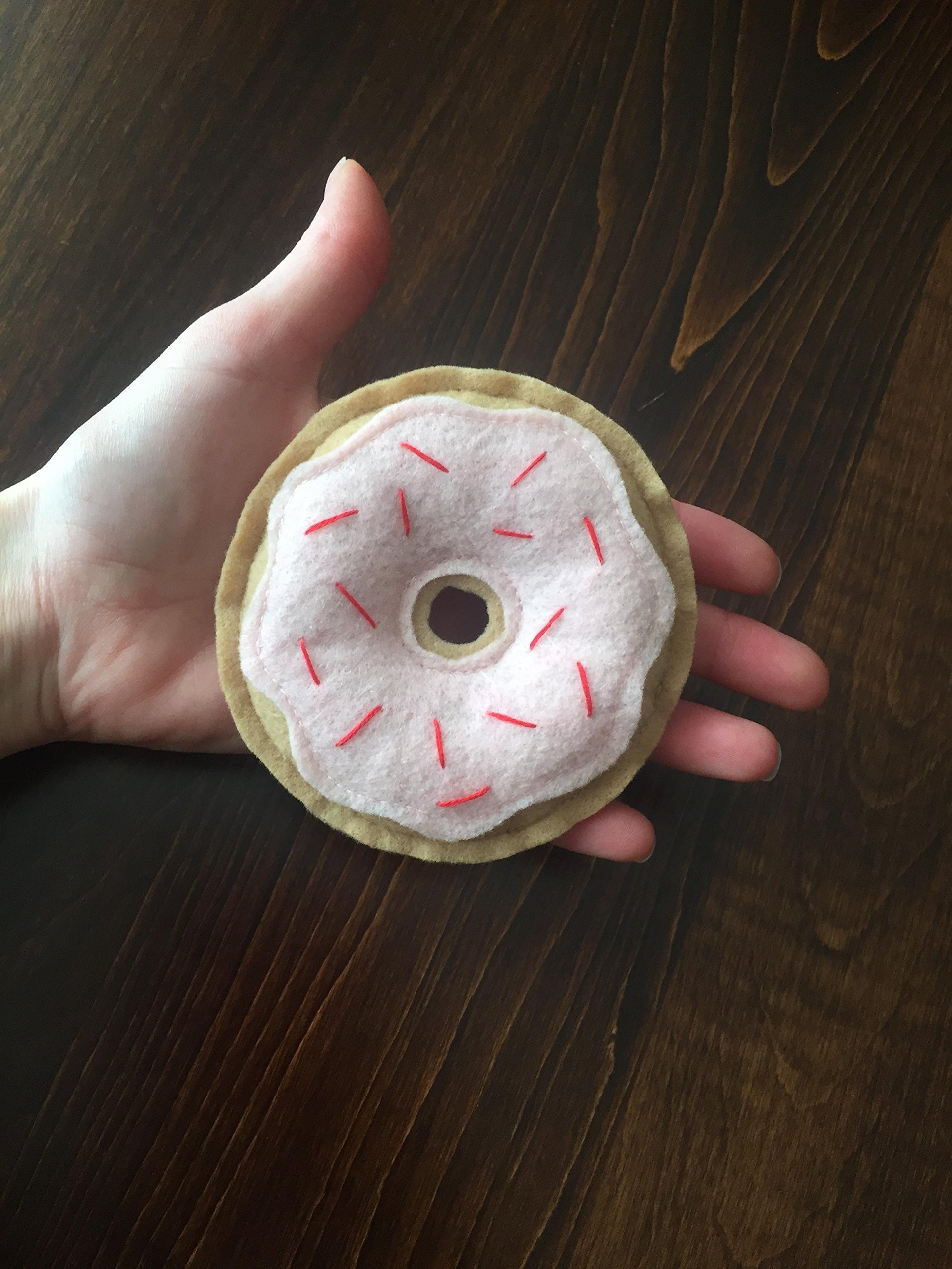 Organic Catnip Donut Toy for Cats - Fun & Safe Playtime for Kittens & Adult Cats - Perfect for Indoor Play, Training & Stress Relief