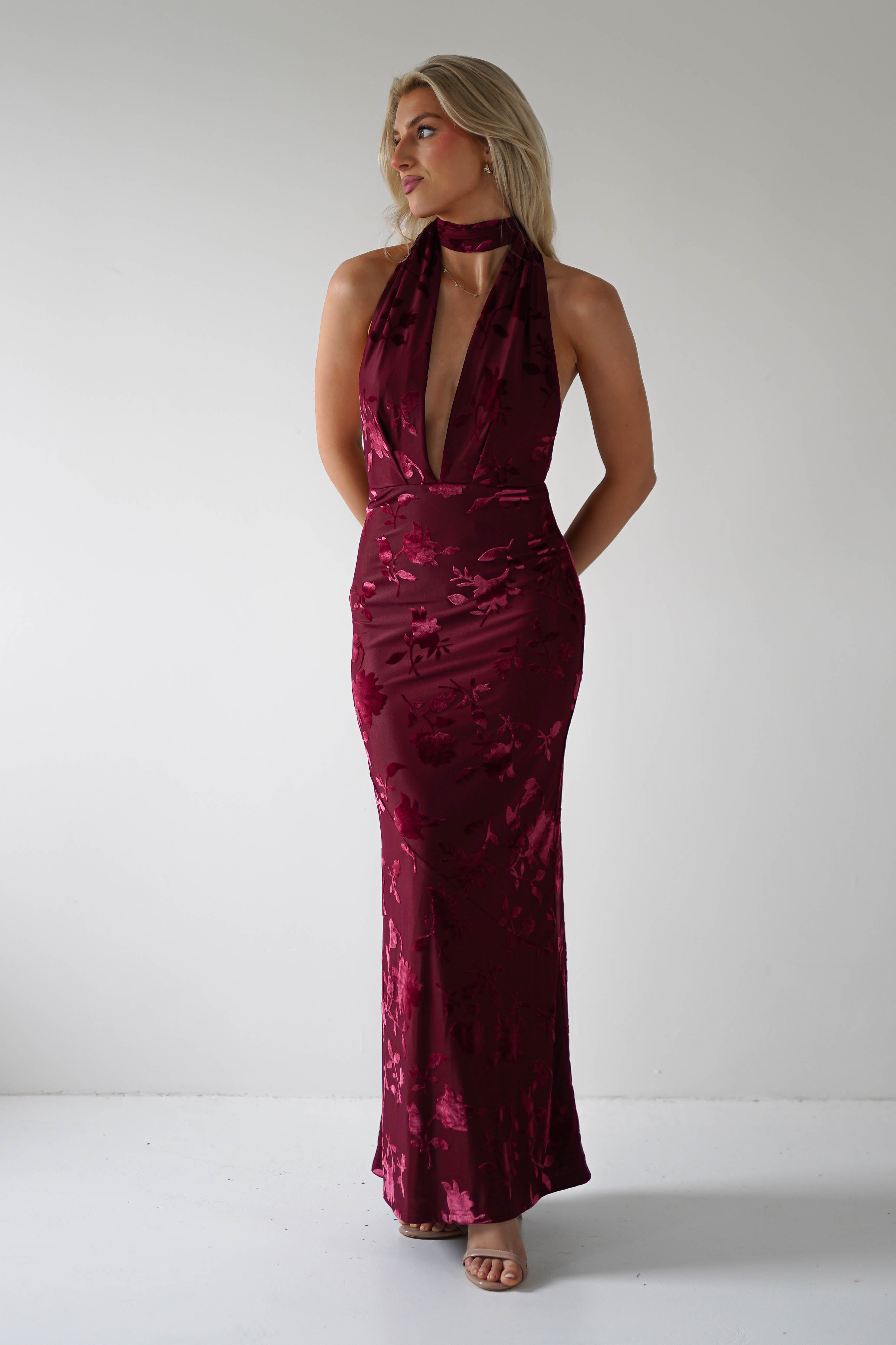 Elegant Tara Floral Jacquard Maxi Dress in Wine Red - Perfect for Weddings, Parties & Summer Vacations