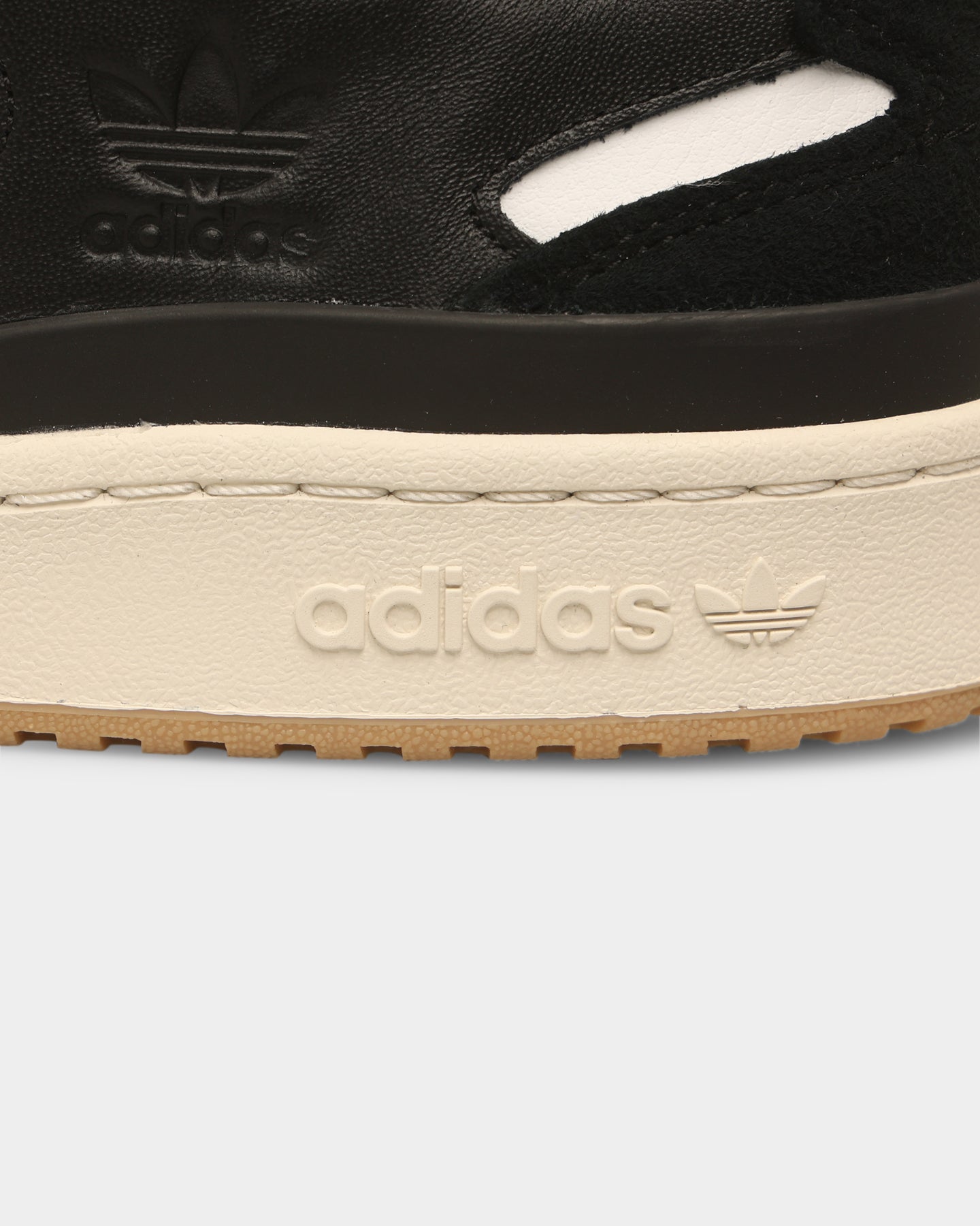 Adidas Forum Low CL Sneakers - Core Black/Ftwr White - Men's Casual Shoes for Everyday Wear & Street Style