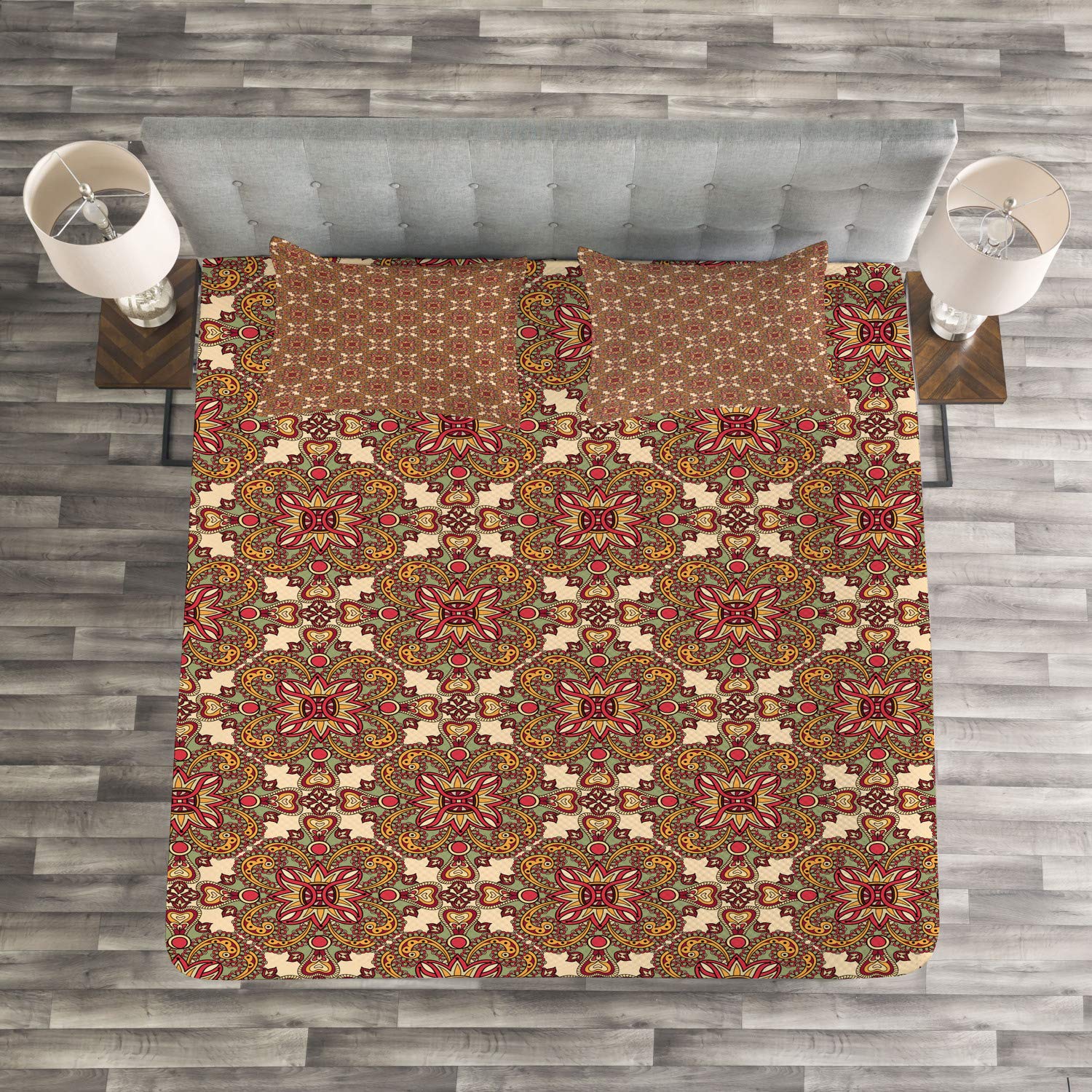 Ambesonne Mandala Bedspread Set - 3 Piece Bohemian Floral Bedding with 2 Pillow Shams, King Size in Pale Orange & Dark Coral | Exotic Wonderland Design for Master Bedroom Decor, Guest Room Makeover