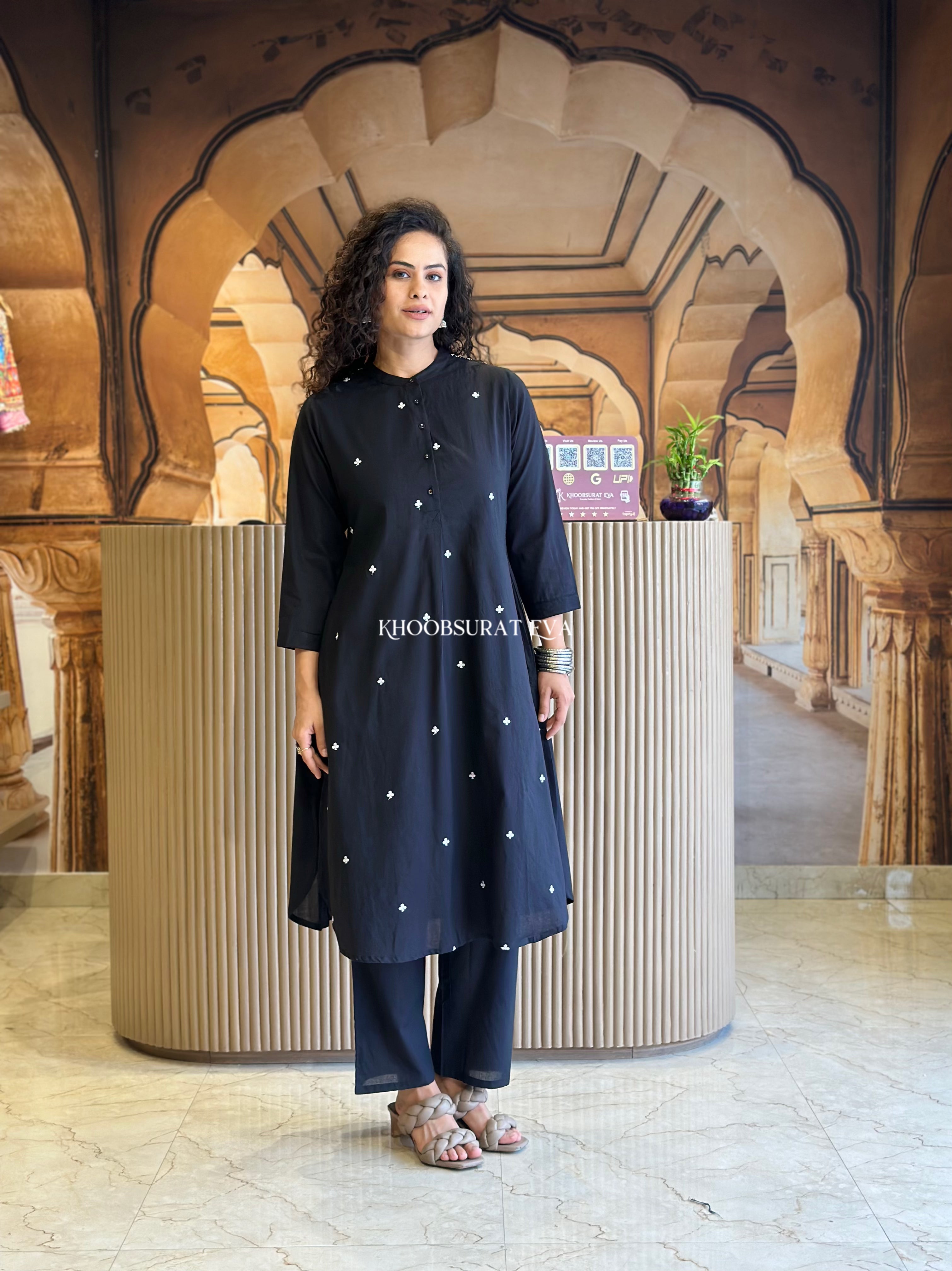 Elegant Black Kurta Set for Women | Traditional Indian Ethnic Wear | Perfect for Festivals, Weddings & Casual Outings